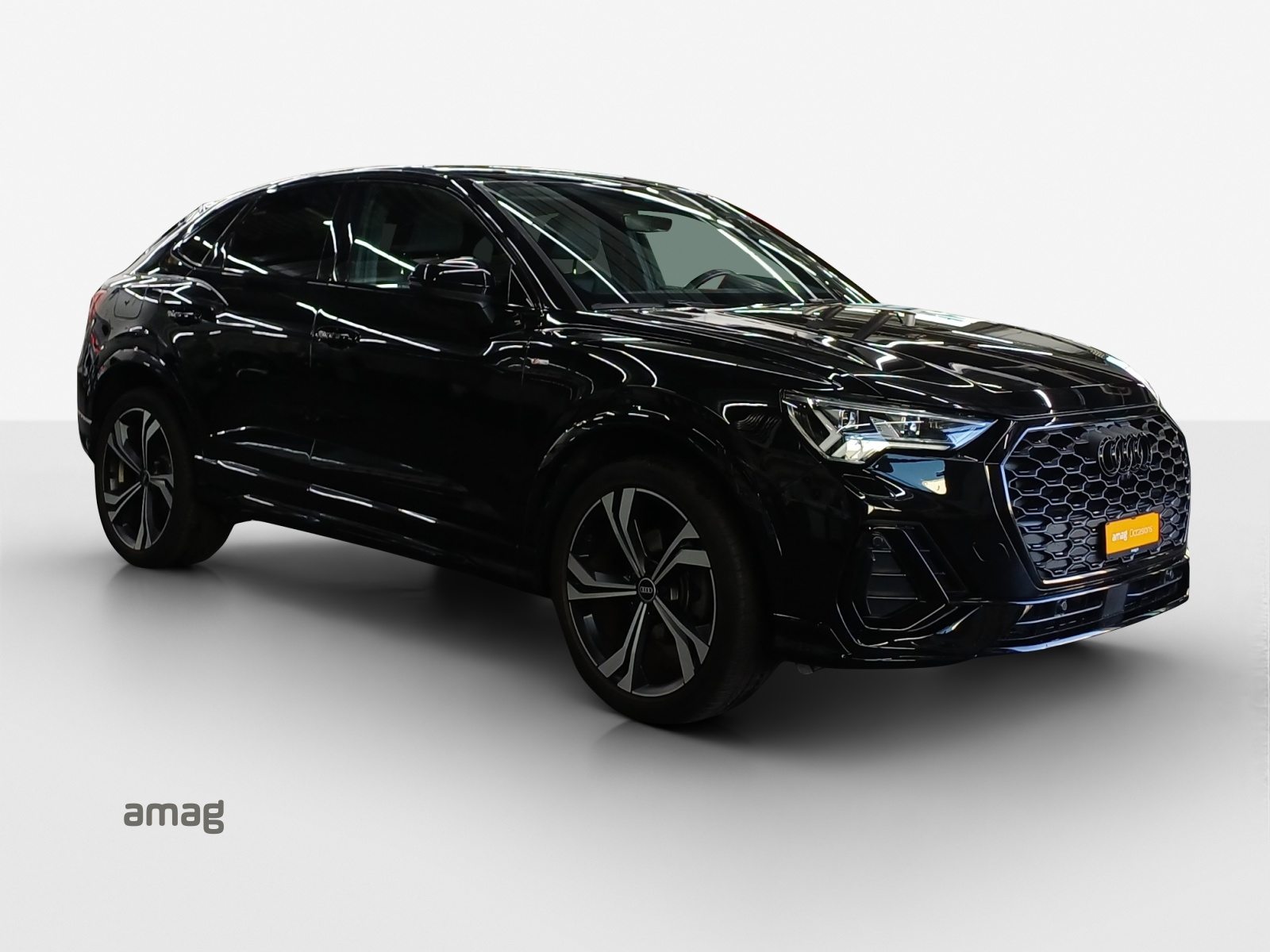 AUDI Q3 Sportback 35 TFSI S line Attraction, Petrol, Second hand / Used, Automatic - 6