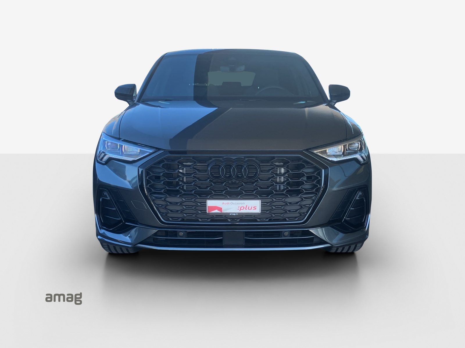 AUDI Q3 Sportback 35 TFSI S line Attraction, Petrol, Second hand / Used, Automatic - 7