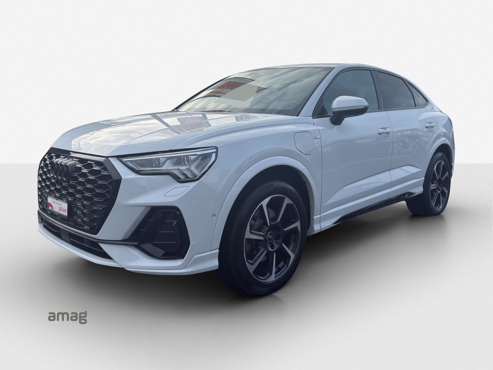AUDI Q3 Sportback 45 TFSI e S line Attraction