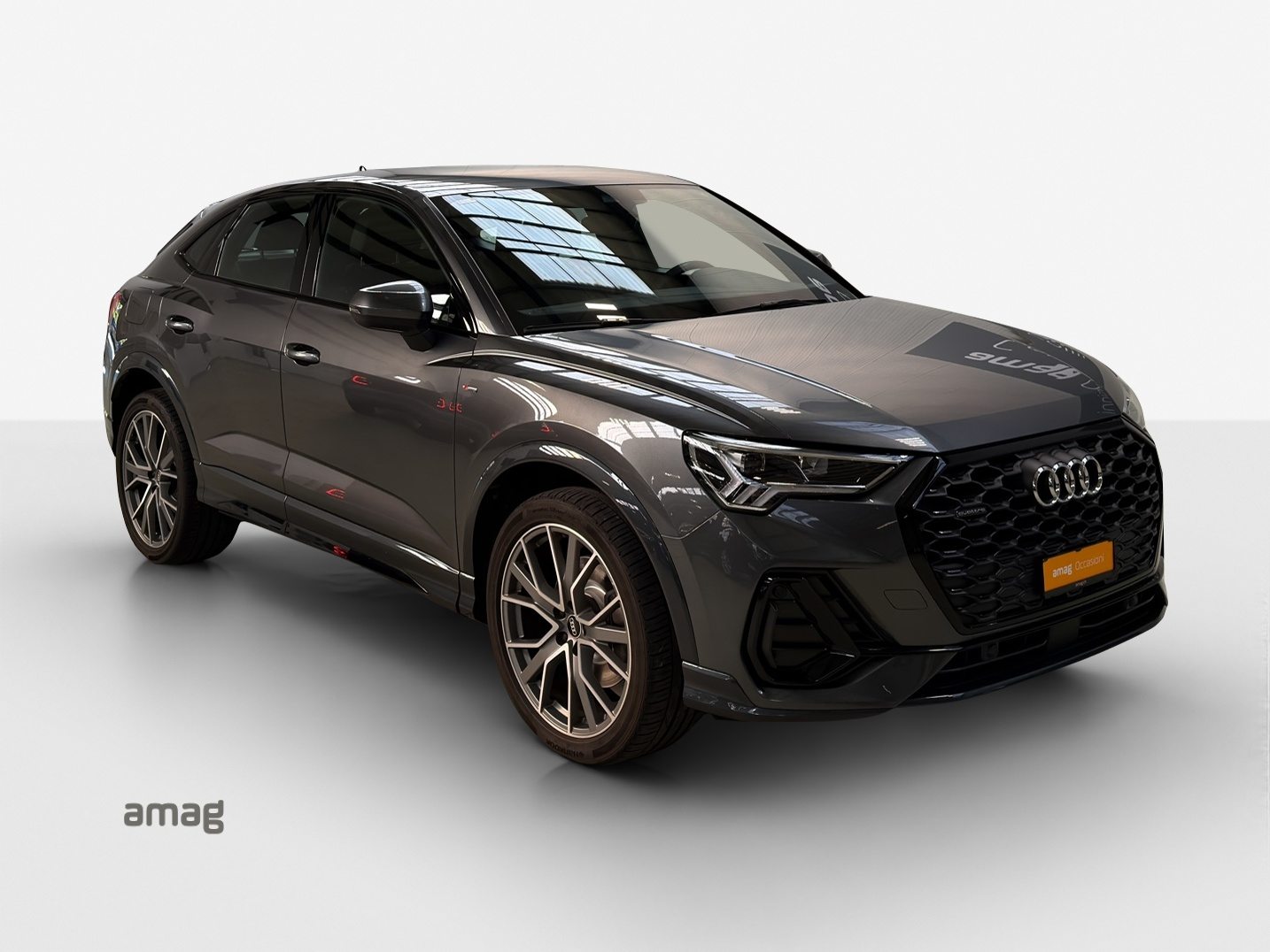 AUDI Q3 Sportback 40 TFSI S line, Benzin, Occasion / Gebraucht, Automatik - 6