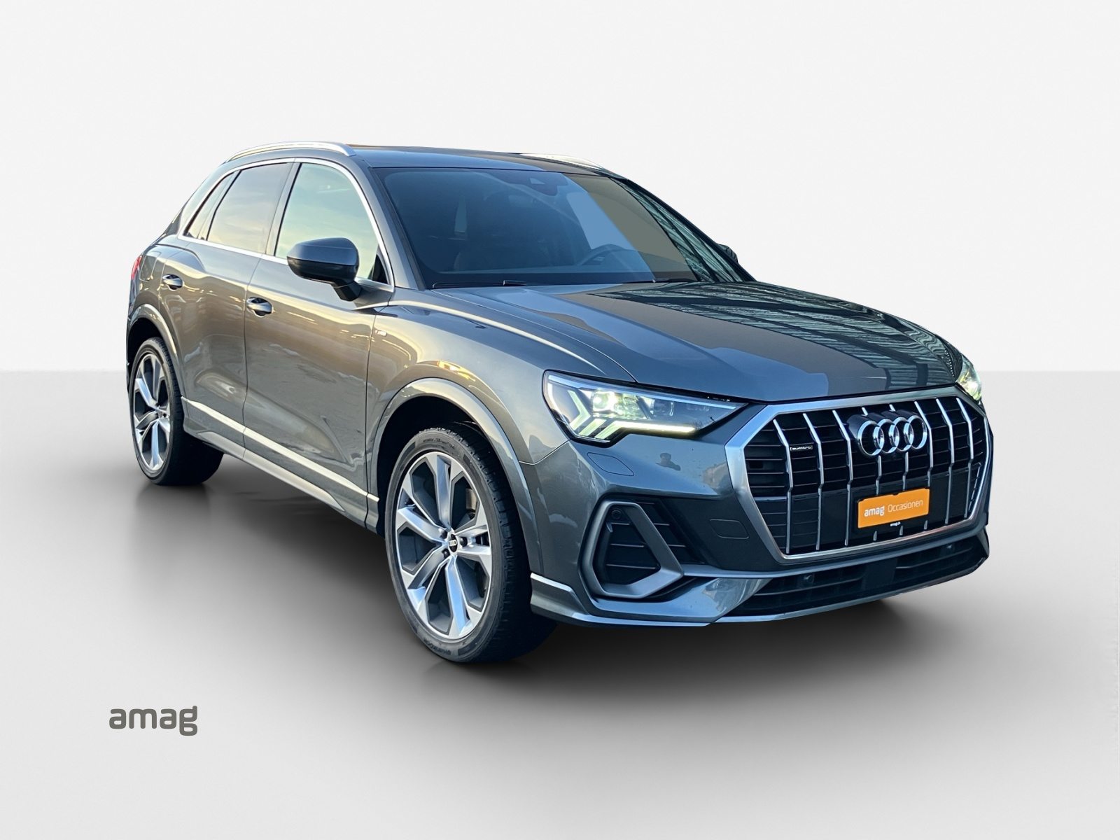 AUDI Q3 35 TDI S line Attraction, Diesel, Occasion / Gebraucht, Automatik - 6