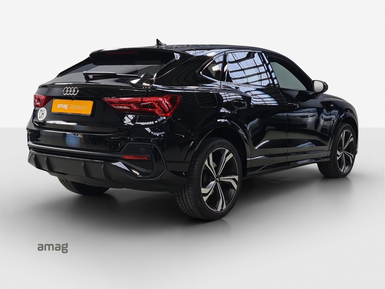 AUDI Q3 Sportback 35 TFSI S line Attraction, Benzin, Occasion / Gebraucht, Automatik - 5