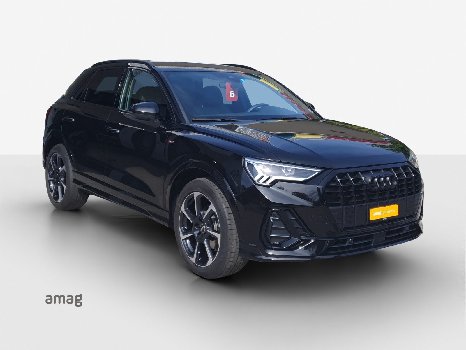 AUDI Q3 35 TFSI S line Attraction, Benzin, Occasion / Gebraucht, Automatik - 6