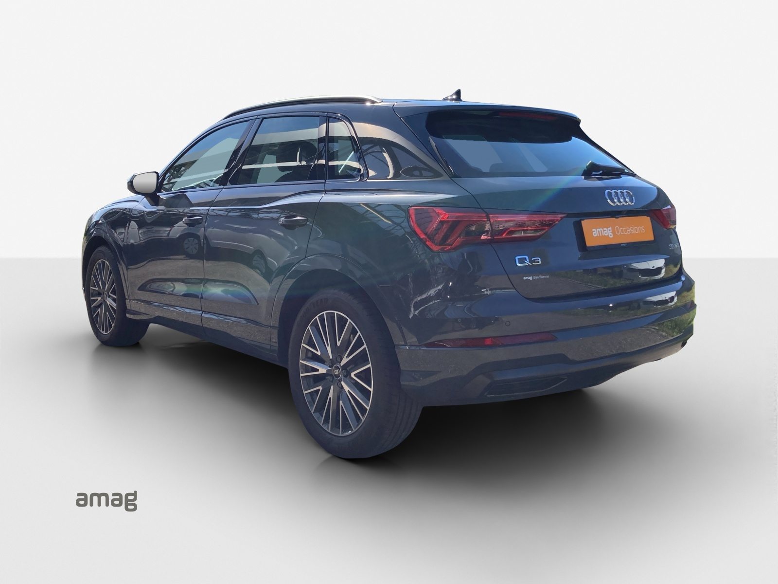 AUDI Q3 35 TFSI advanced Attraction, Benzin, Occasion / Gebraucht, Automatik - 3