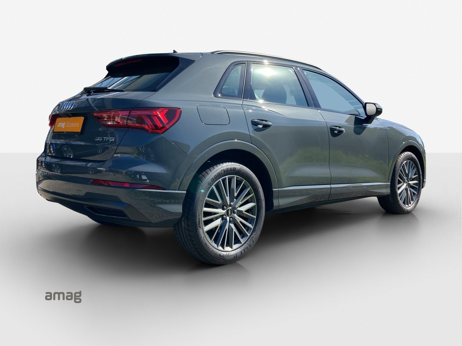 AUDI Q3 35 TFSI advanced Attraction, Benzin, Occasion / Gebraucht, Automatik - 5