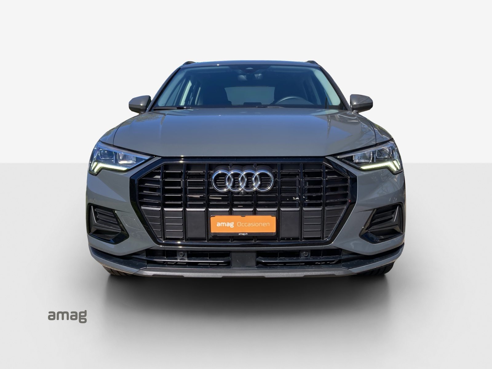 AUDI Q3 35 TFSI advanced Attraction, Benzin, Occasion / Gebraucht, Automatik - 7