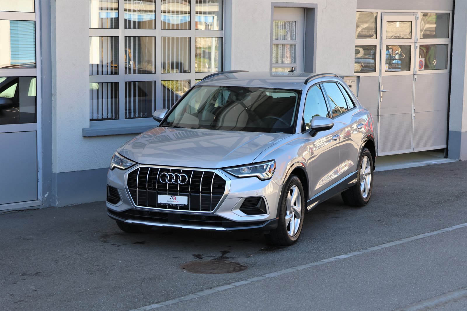 AUDI Q3 35 TDI advanced S-tronic
