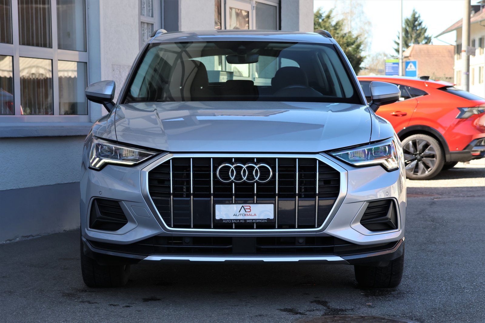 AUDI Q3 35 TDI advanced S-tronic, Diesel, Occasion / Gebraucht, Automatik - 2