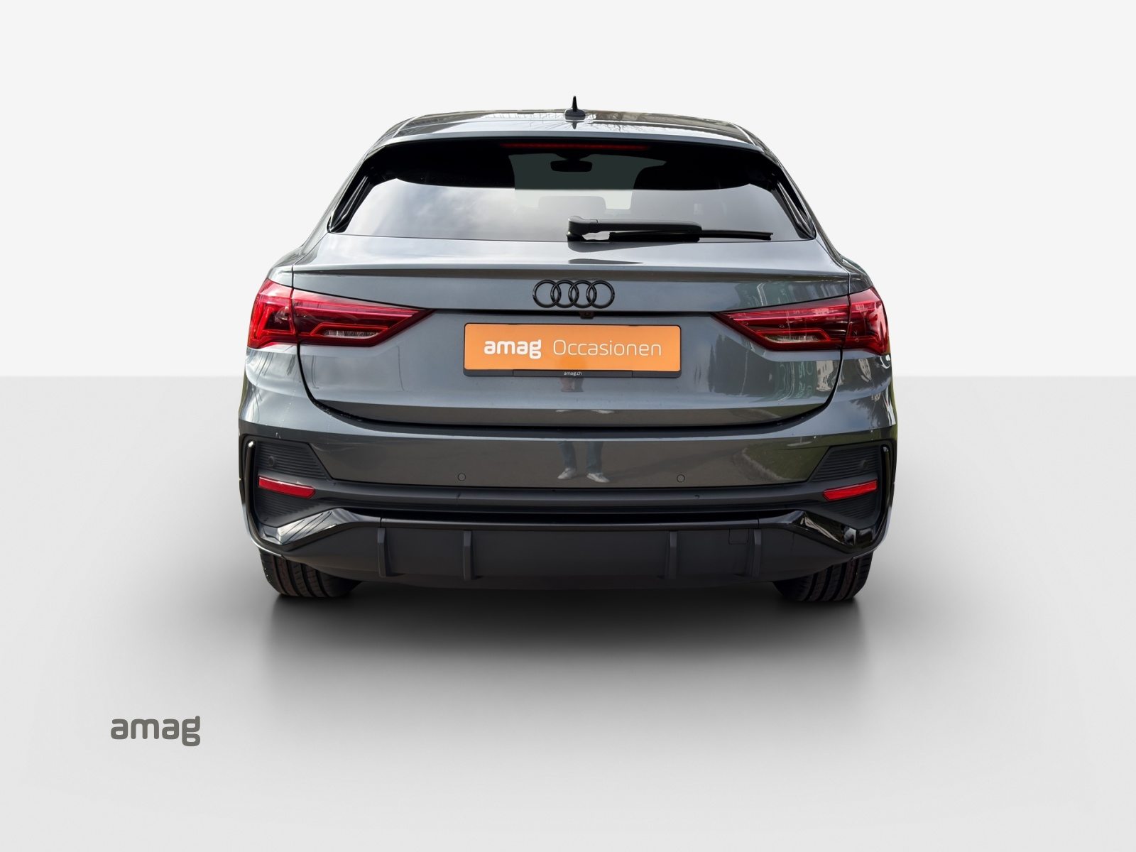 AUDI Q3 Sportback 35 TFSI S line Attraction, Benzin, Occasion / Gebraucht, Automatik - 4