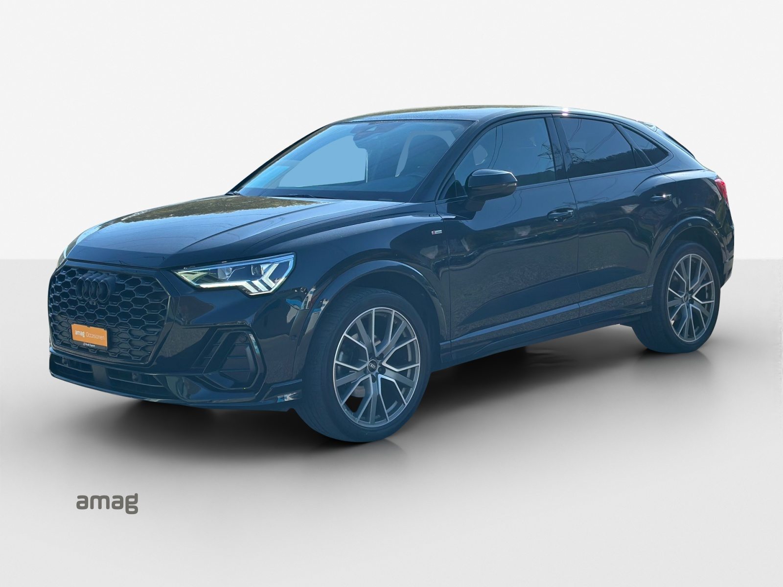 AUDI Q3 Sportback 35 TFSI S line Attraction, Benzin, Occasion / Gebraucht, Automatik - 2