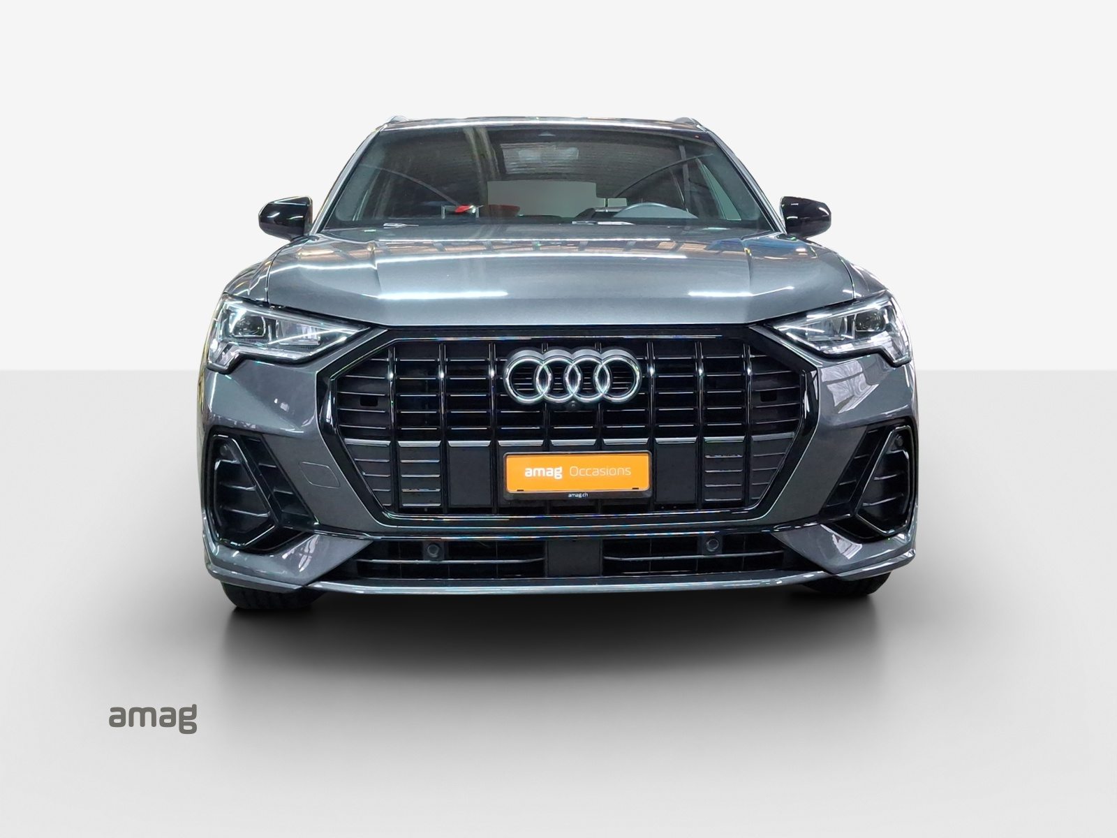 AUDI Q3 35 TFSI S line Attraction, Benzin, Occasion / Gebraucht, Automatik - 7