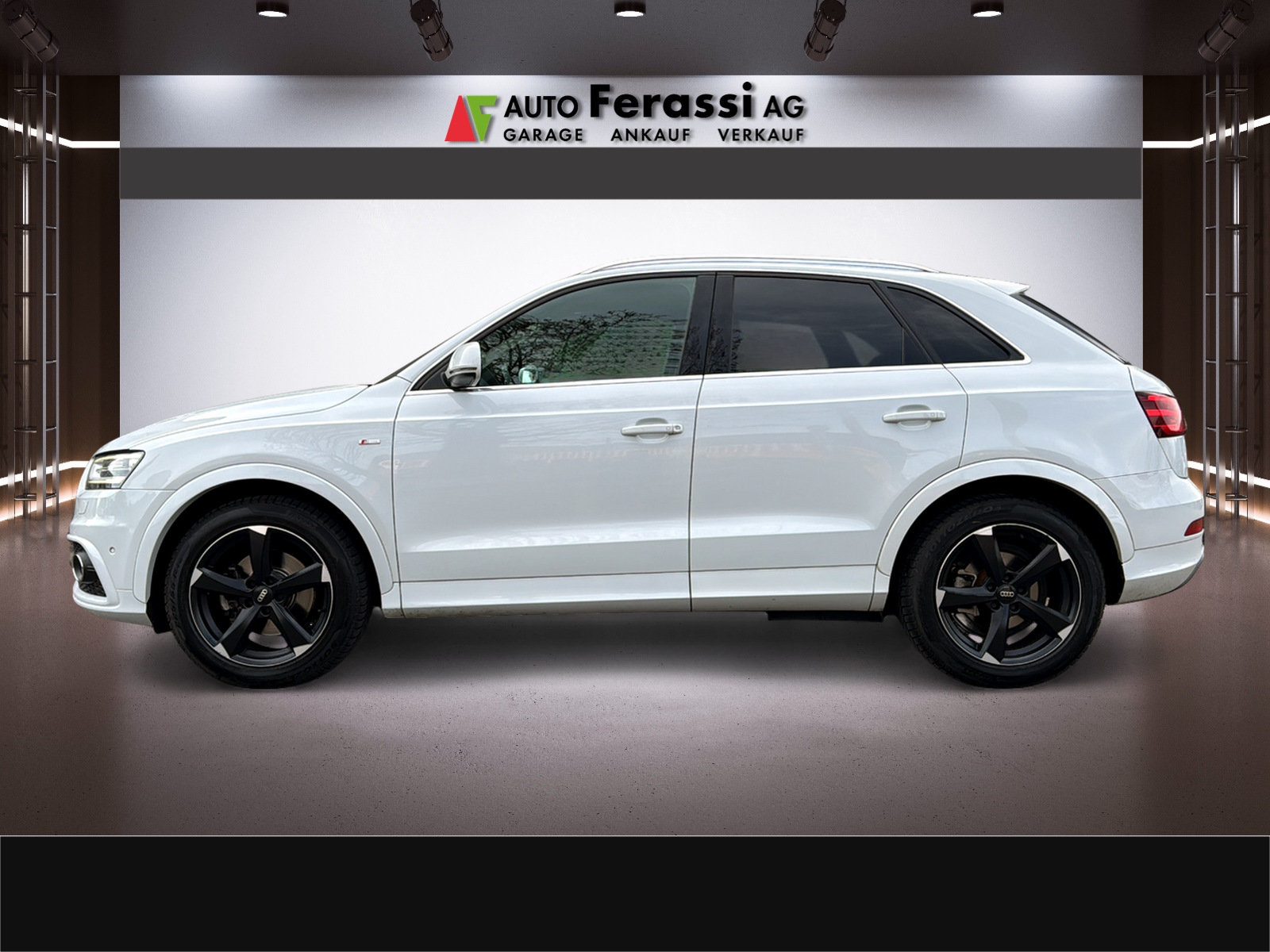 AUDI Q3 2.0 TFSI quattro S-tronic, Benzin, Occasion / Gebraucht, Automatik - 2