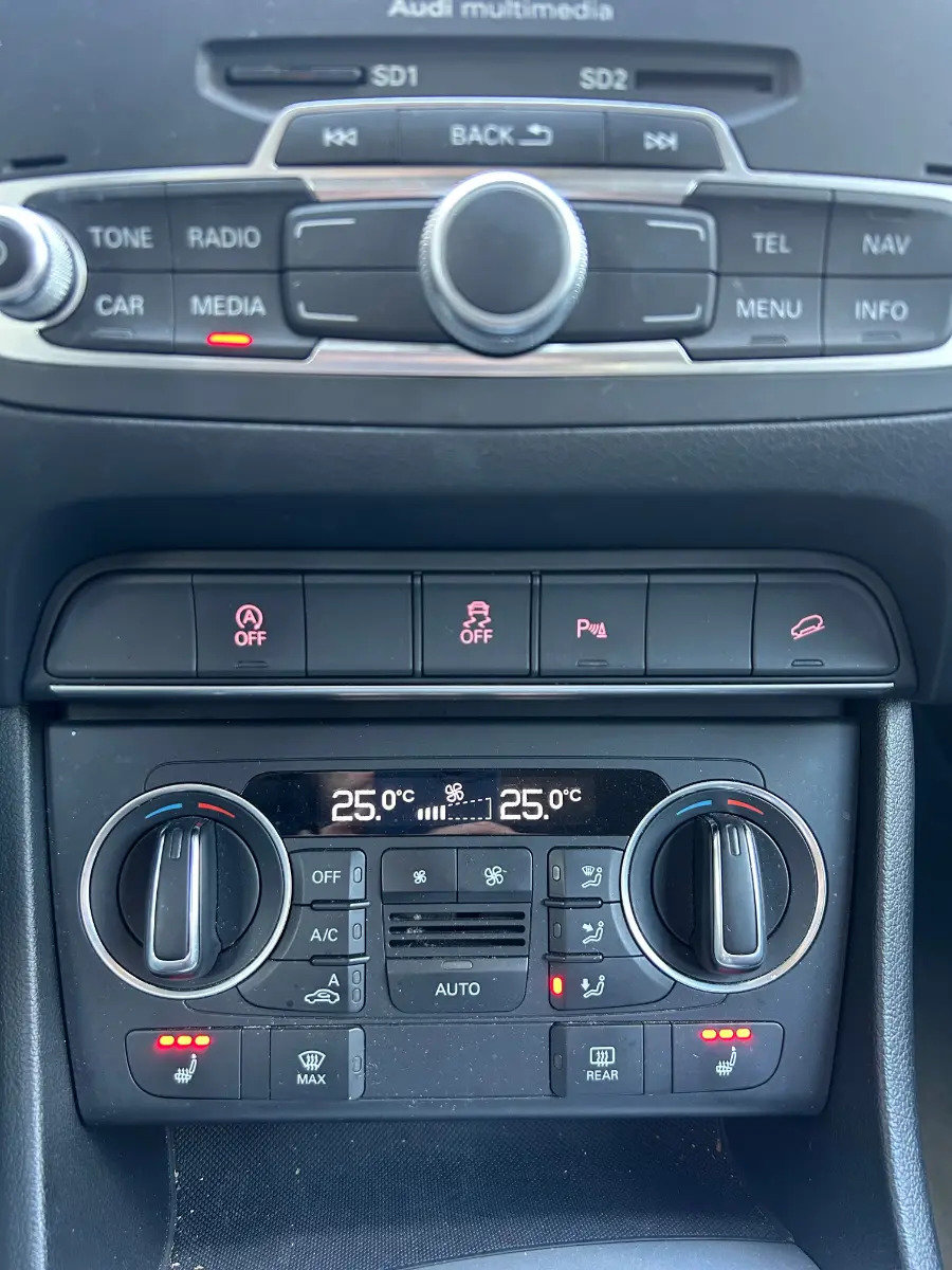 AUDI Q3 2.0 TDI 150 quattro S-Tronic, Diesel, Occasion / Gebraucht, Automatik - 5