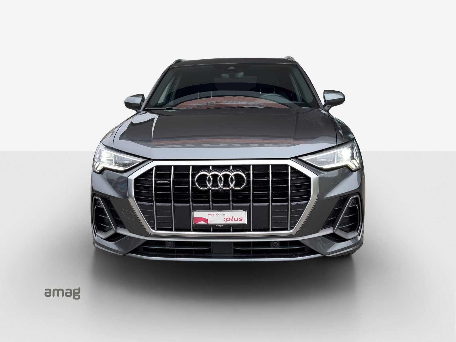 AUDI Q3 35 TDI S line Attraction, Diesel, Occasion / Gebraucht, Automatik - 7