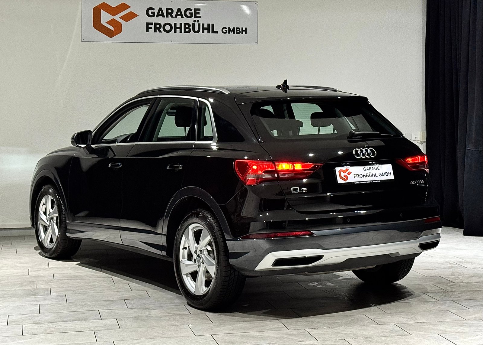 AUDI Q3 40 TFSI quattro S-tronic, Petrol, Second hand / Used, Automatic - 5