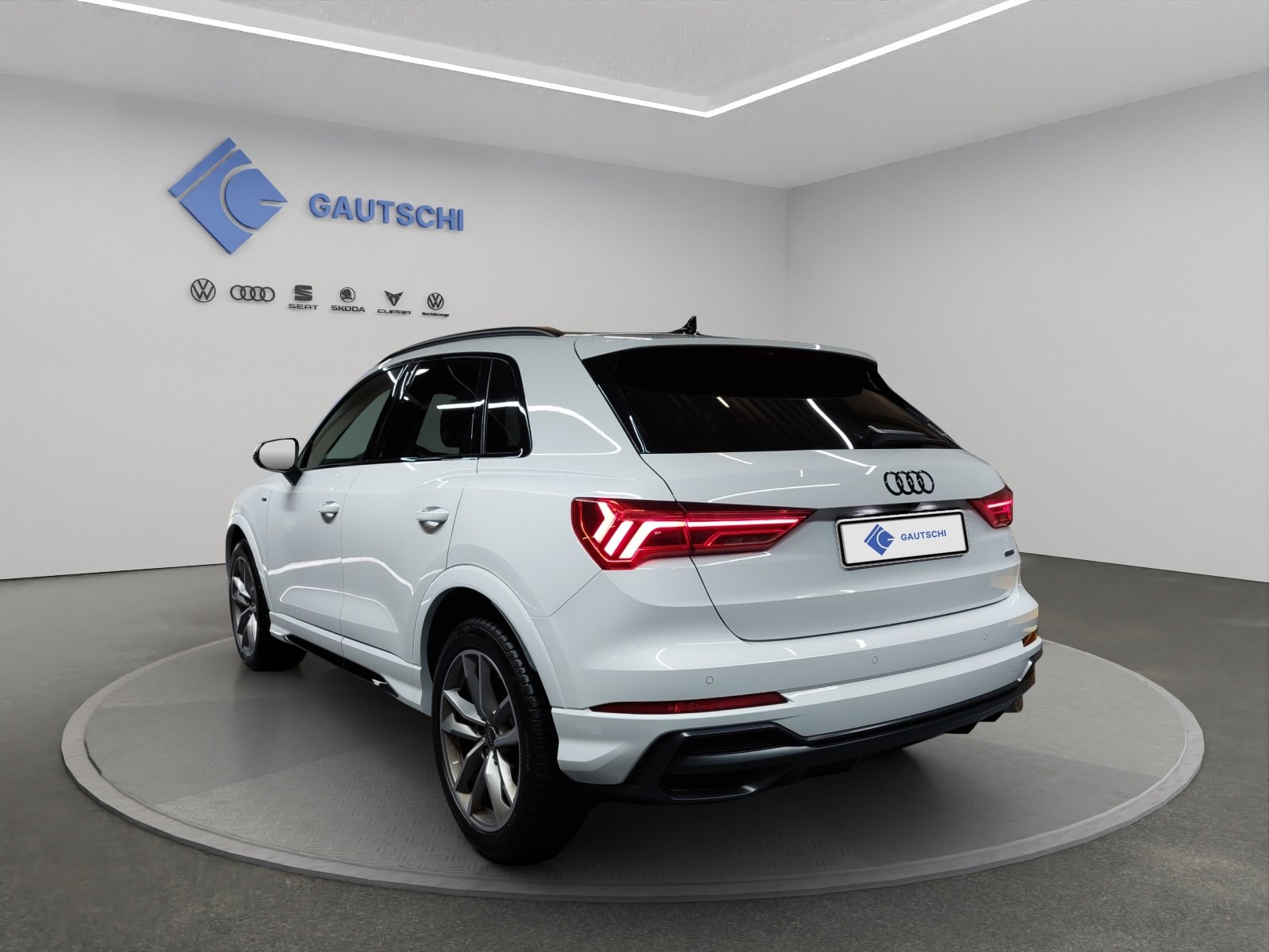 AUDI Q3 35 TDI S line quattro S-tronic, Diesel, Occasion / Gebraucht, Automatik - 3