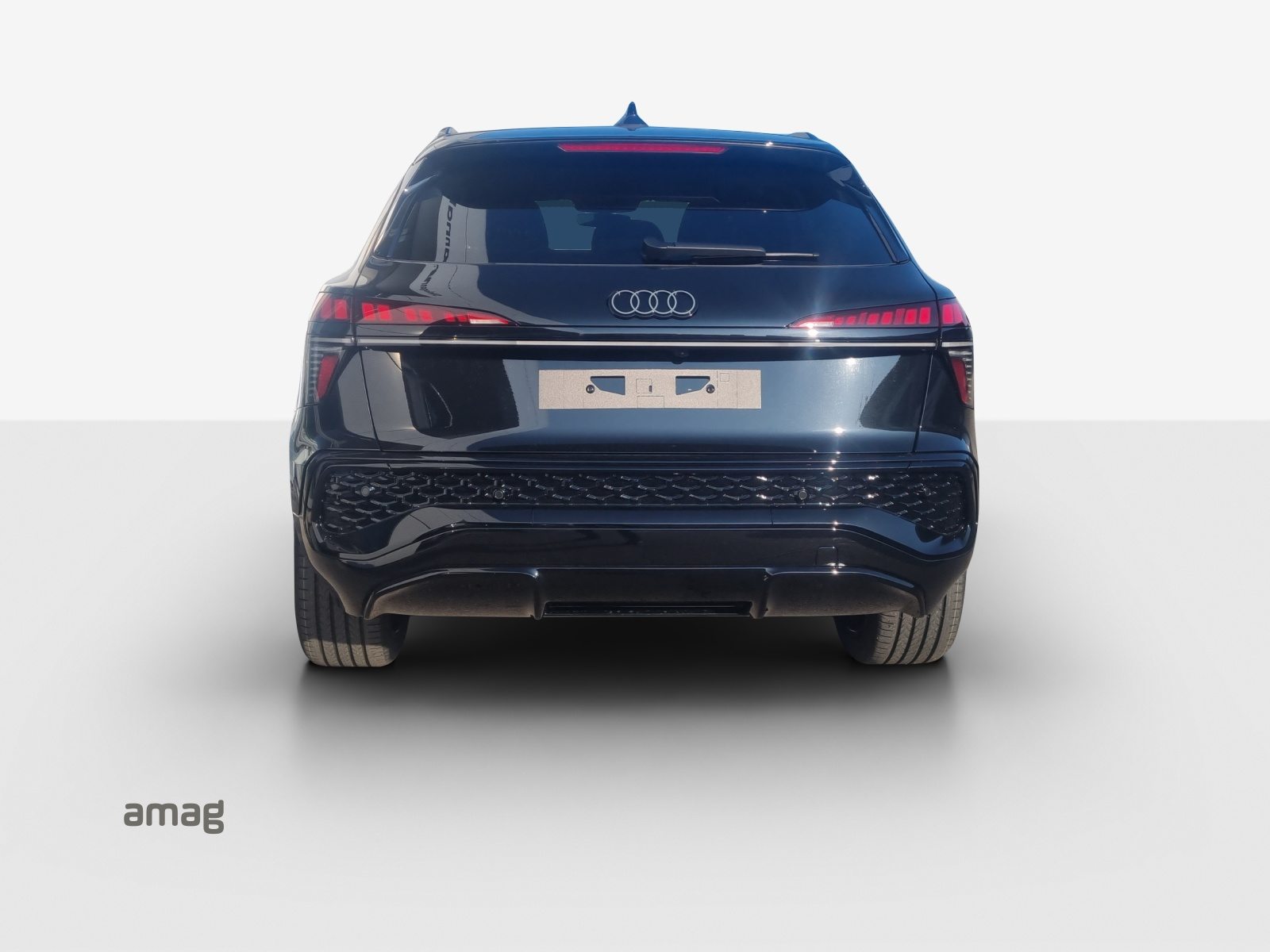 AUDI Q3 SUV e-hybrid 200 kW, Hybride Intégral Essence/Électricité, Occasion / Utilisé, Automatique - 4