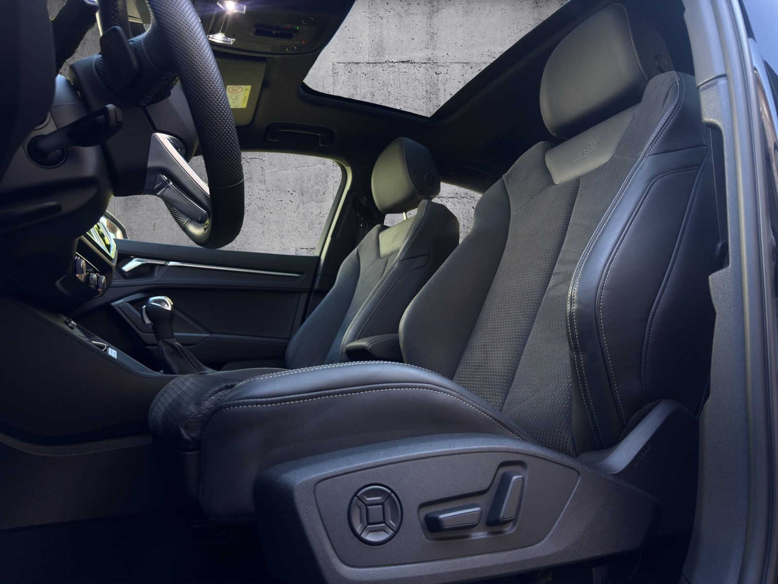 AUDI Q3 Sportback 40 TFSI S line quattro S-tronic *CH-Fahrze, Essence, Occasion / Utilisé, Automatique - 6