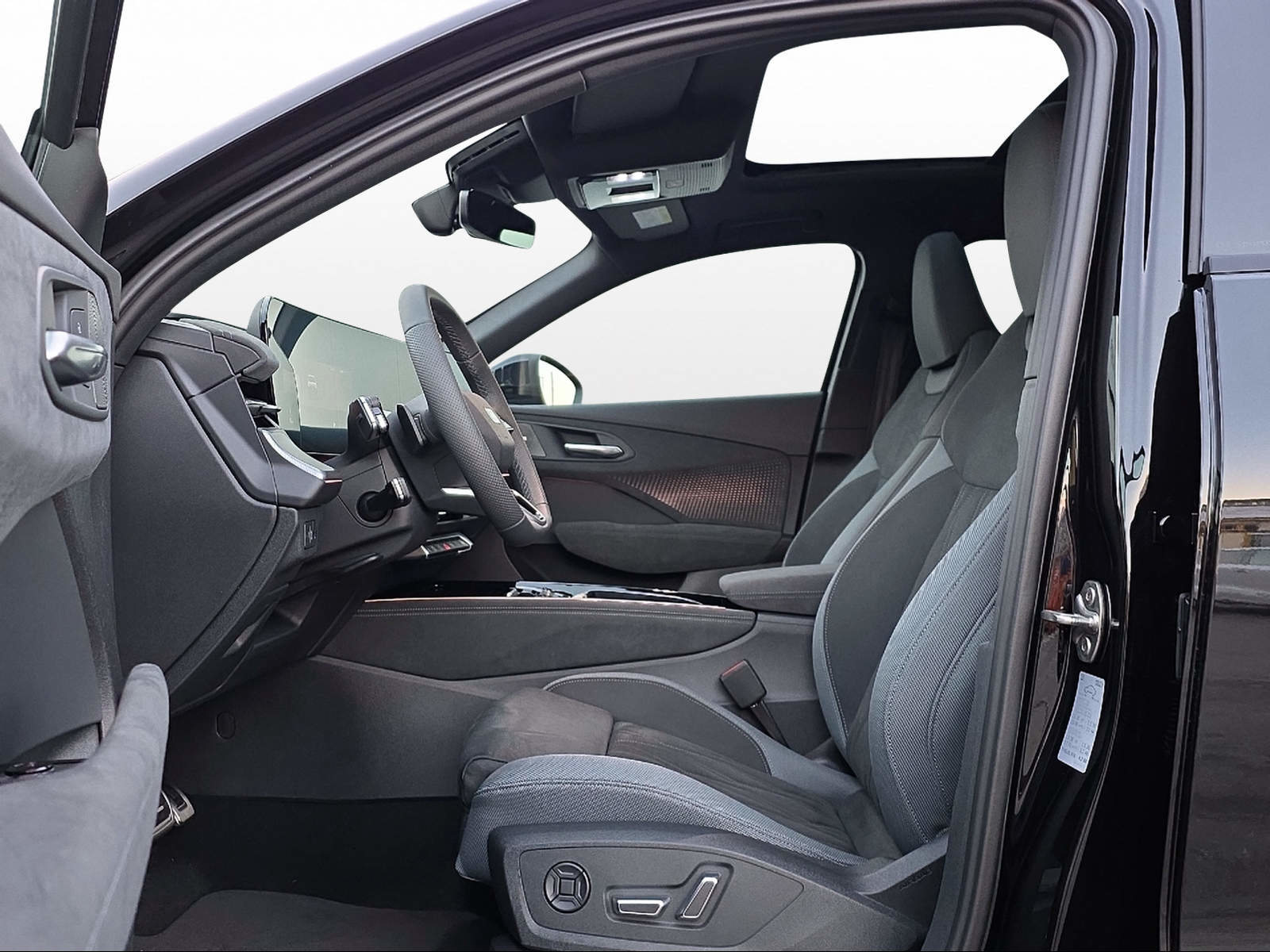 AUDI Q3 SB TFSI 195 kW, Benzina, Occasioni / Usate, Automatico - 7
