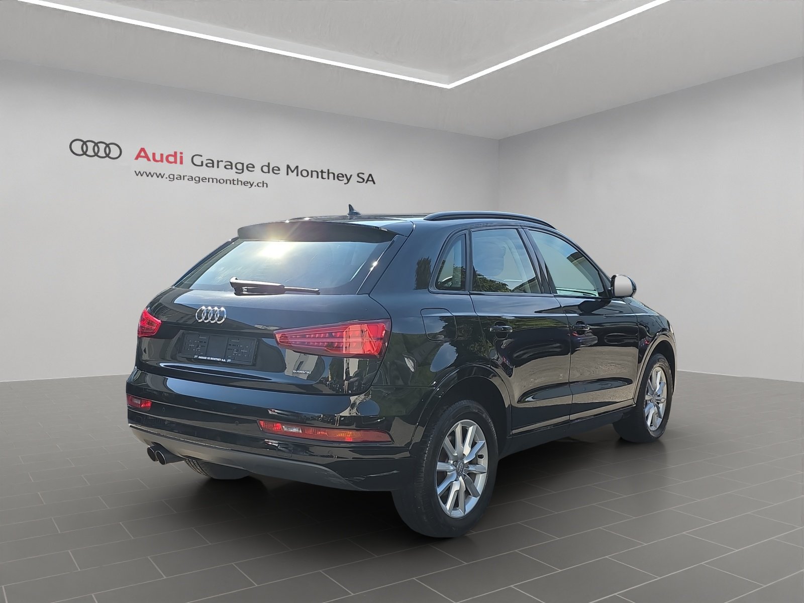 AUDI Q3 2.0 TFSI sport quattro S-tronic, Petrol, Second hand / Used, Automatic - 4