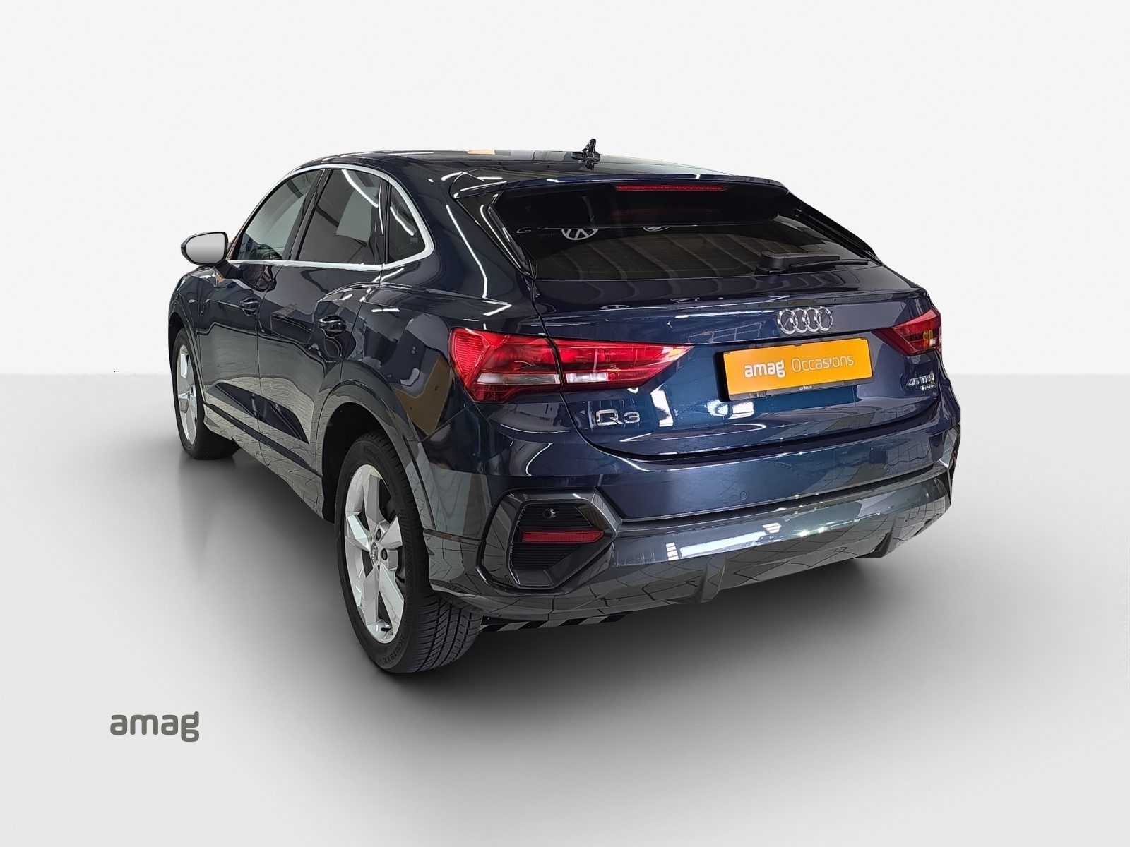 AUDI Q3 Sportback 45 TFSI, Petrol, Second hand / Used, Automatic - 3