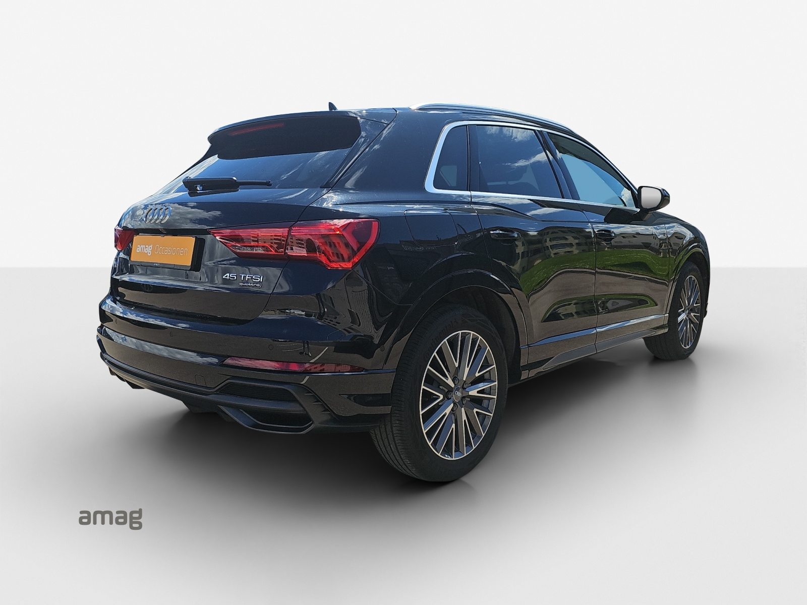AUDI Q3 45 TFSI S line, Benzin, Occasion / Gebraucht, Automatik - 5