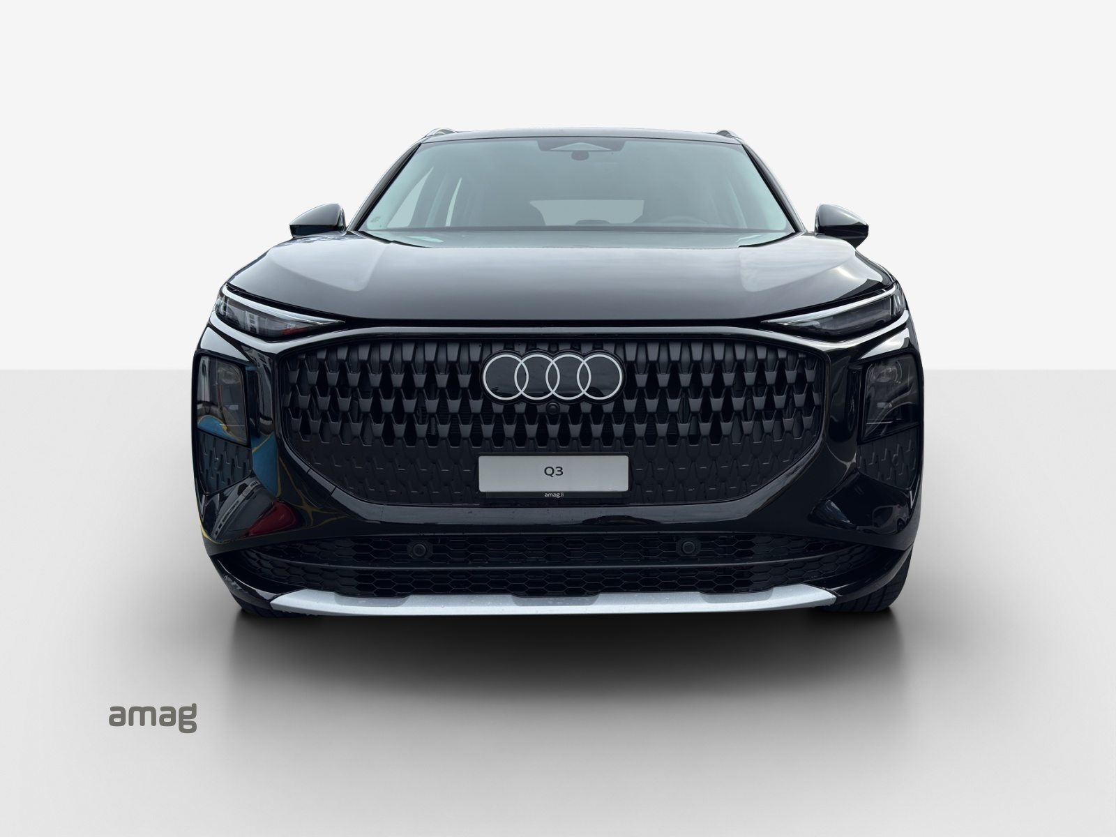AUDI Q3 SUV TFSI 110 kW, Essence, Occasion / Utilisé, Automatique - 7