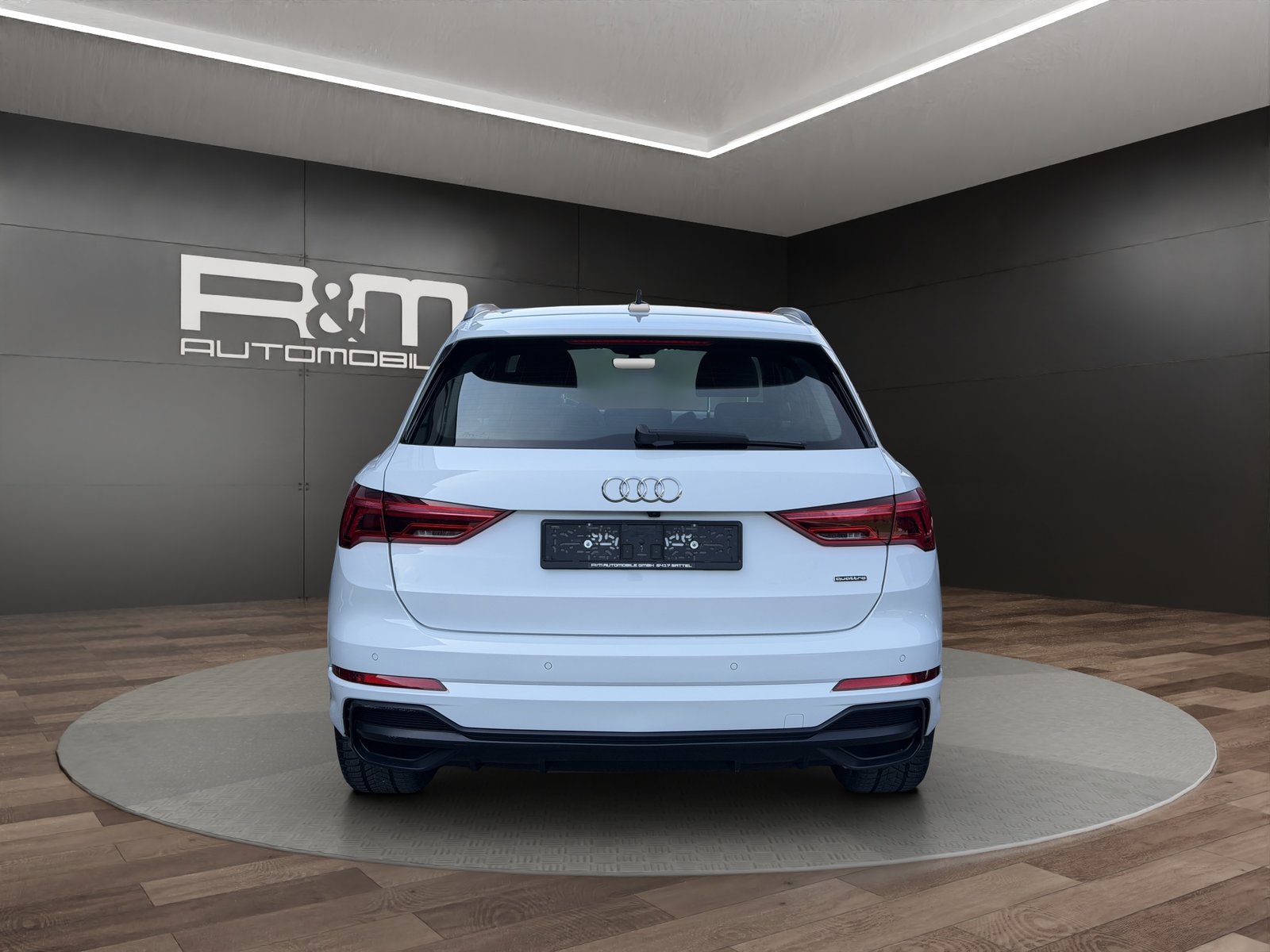 AUDI Q3 40 TDI S line quattro S-tronic, Diesel, Occasioni / Usate, Automatico - 4