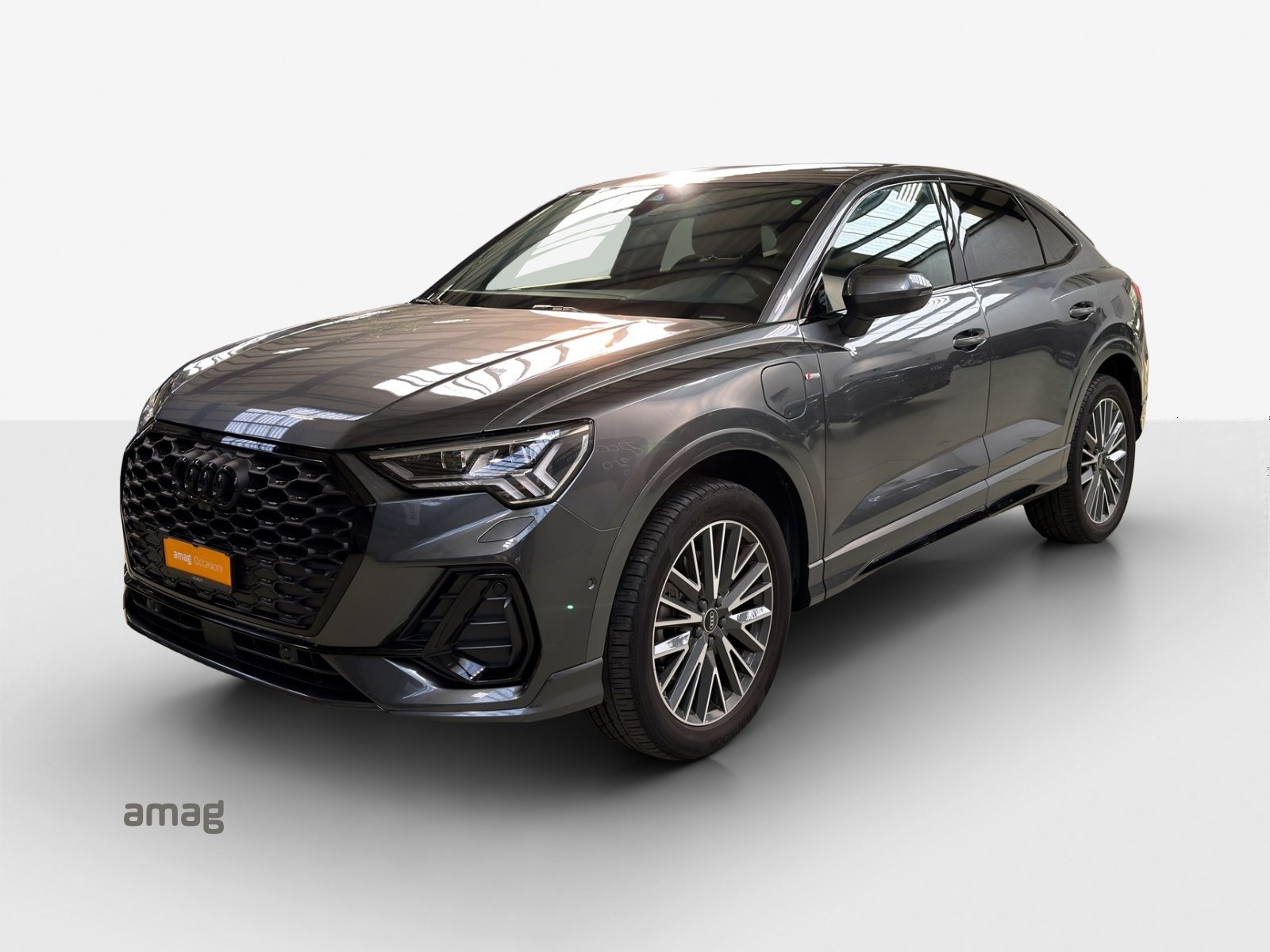 AUDI Q3 Sportback 45 TFSI e S line Attraction