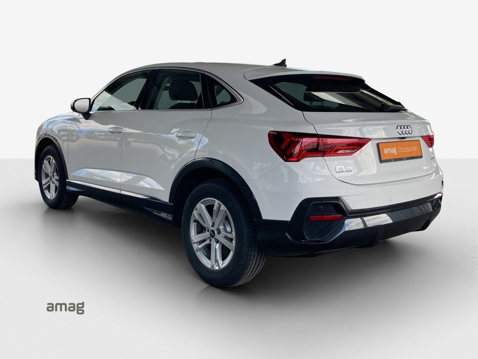 AUDI Q3 Sportback 35 TFSI Attraction, Essence, Occasion / Utilisé, Automatique - 3