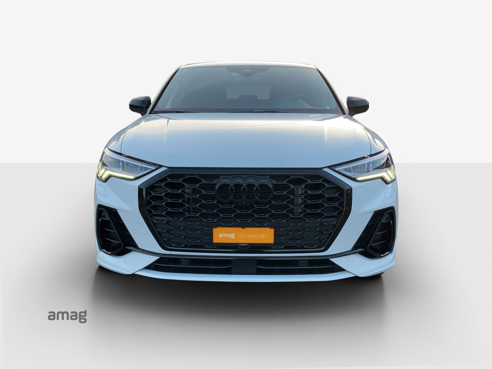 AUDI Q3 Sportback 45 TFSI e S line Attraction, Full-Hybrid Petrol/Electric, Second hand / Used, Automatic - 2