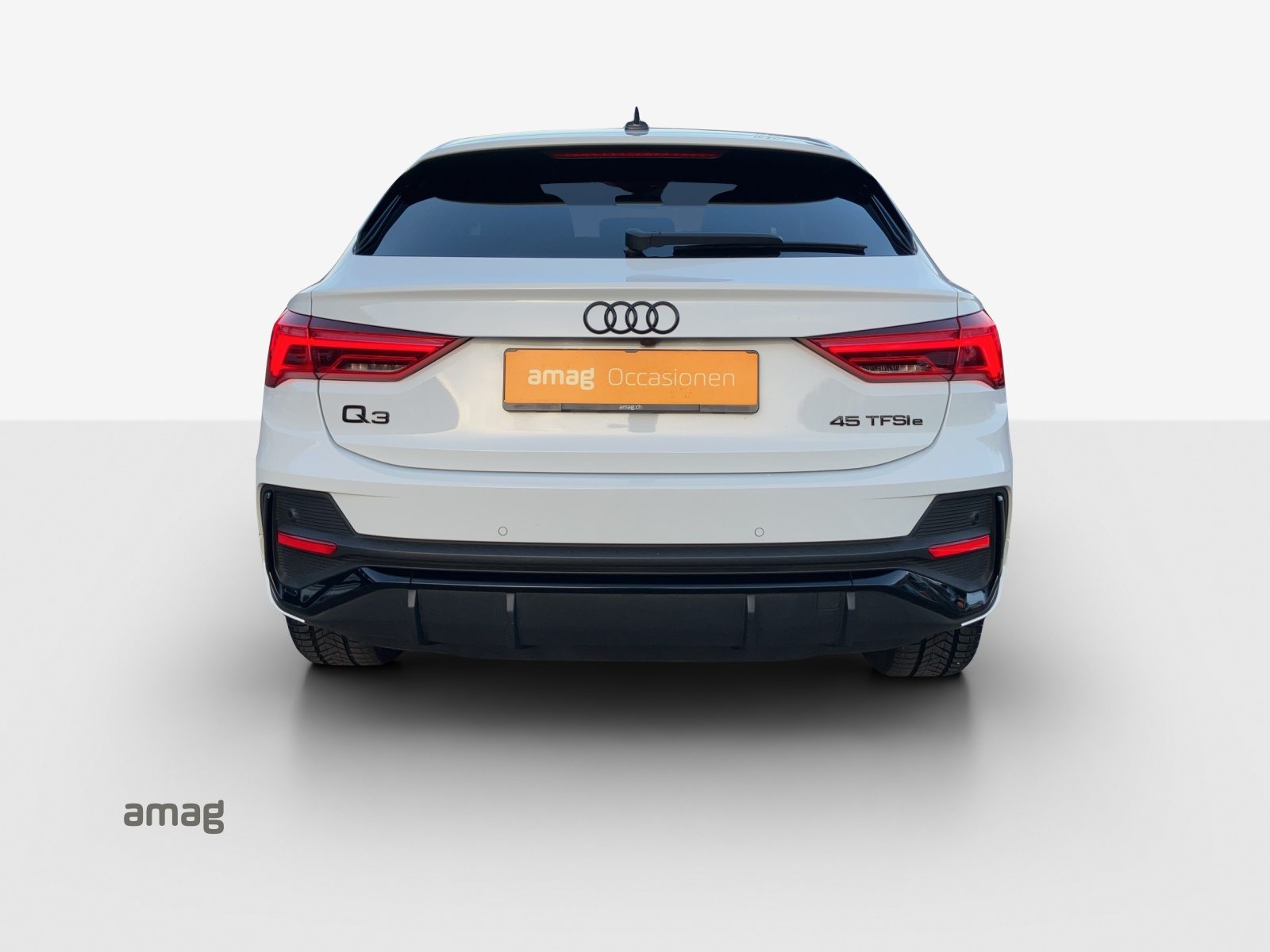 AUDI Q3 Sportback 45 TFSI e S line Attraction, Full-Hybrid Petrol/Electric, Second hand / Used, Automatic - 5