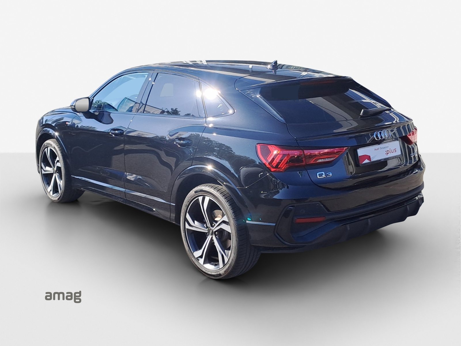 AUDI Q3 Sportback 35 TFSI S line Attraction, Essence, Occasion / Utilisé, Automatique - 3