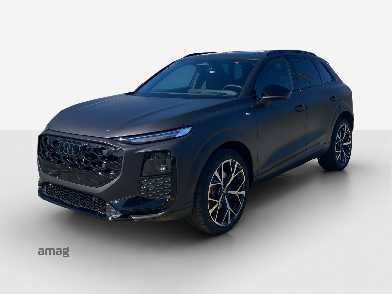AUDI Q3 SUV TFSI 195 kW