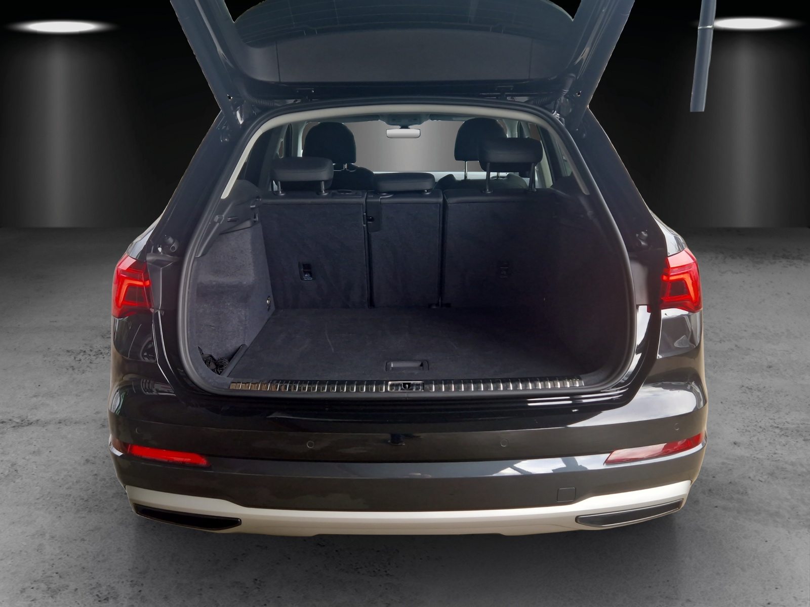 AUDI Q3 35 TFSI advanced Attraction, Essence, Occasion / Utilisé, Automatique - 7