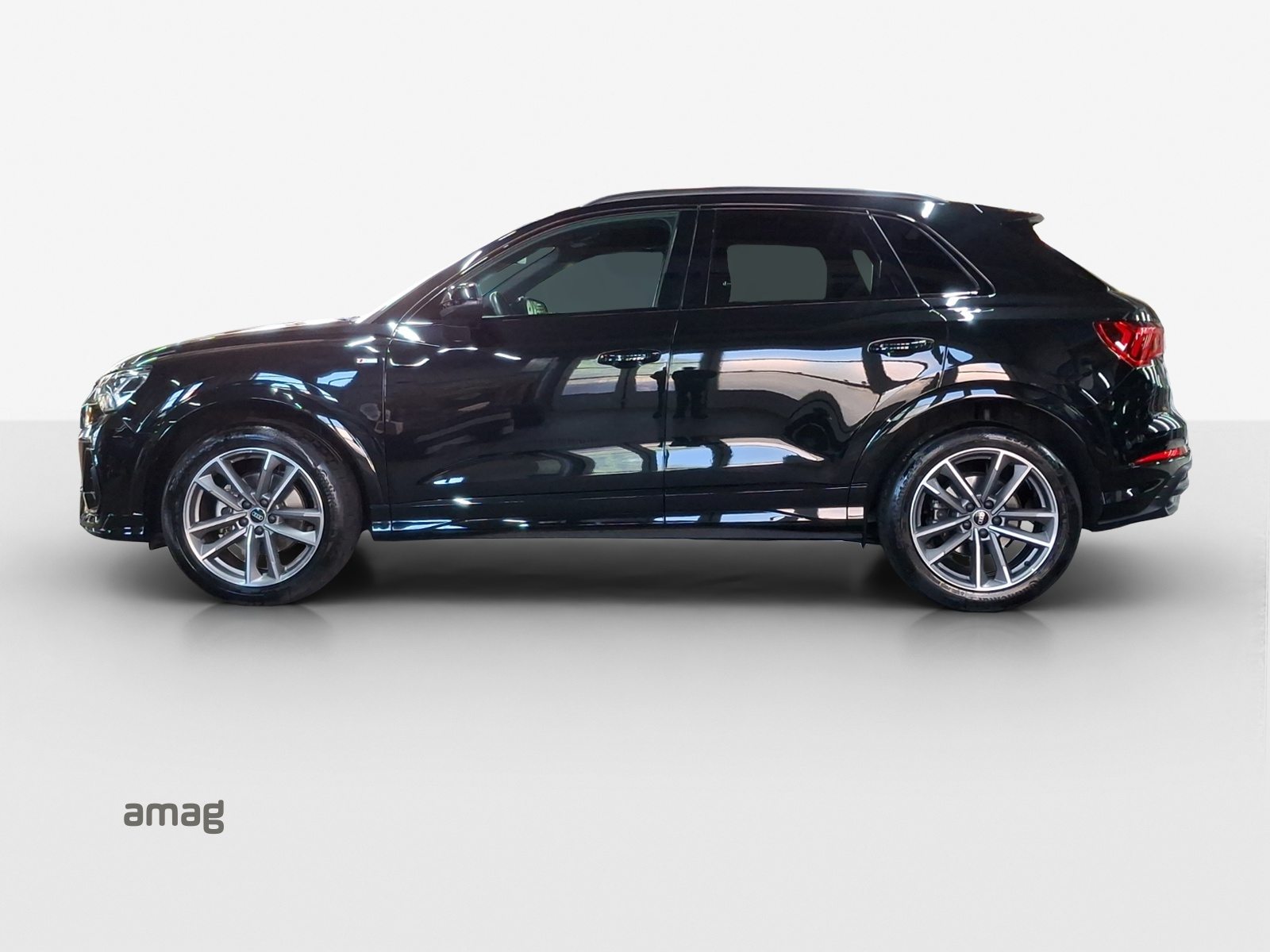 AUDI Q3 35 TFSI S line Attraction, Essence, Occasion / Utilisé, Automatique - 2