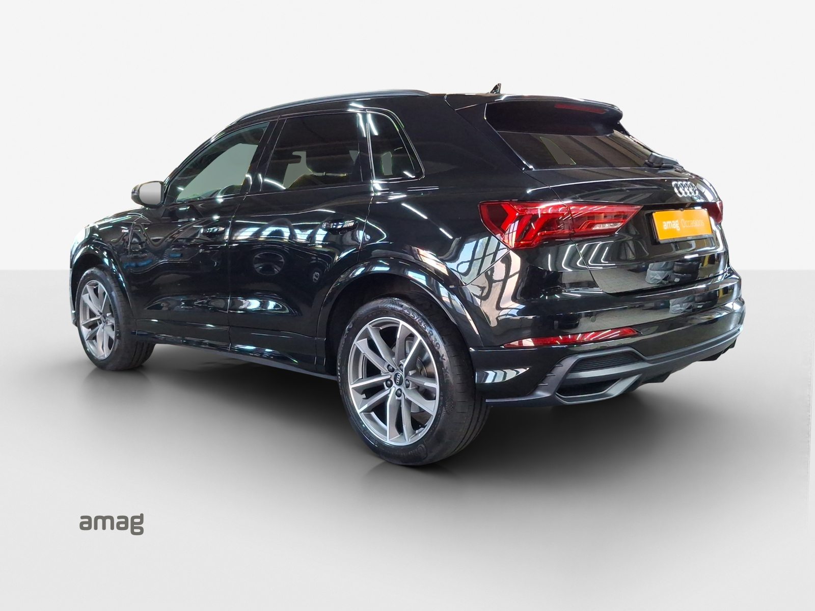 AUDI Q3 35 TFSI S line Attraction, Essence, Occasion / Utilisé, Automatique - 3