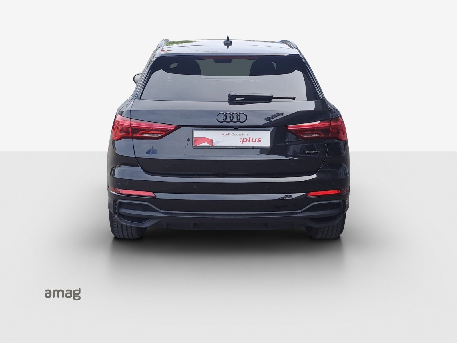 AUDI Q3 40 TFSI S line, Benzin, Occasion / Gebraucht, Automatik - 4