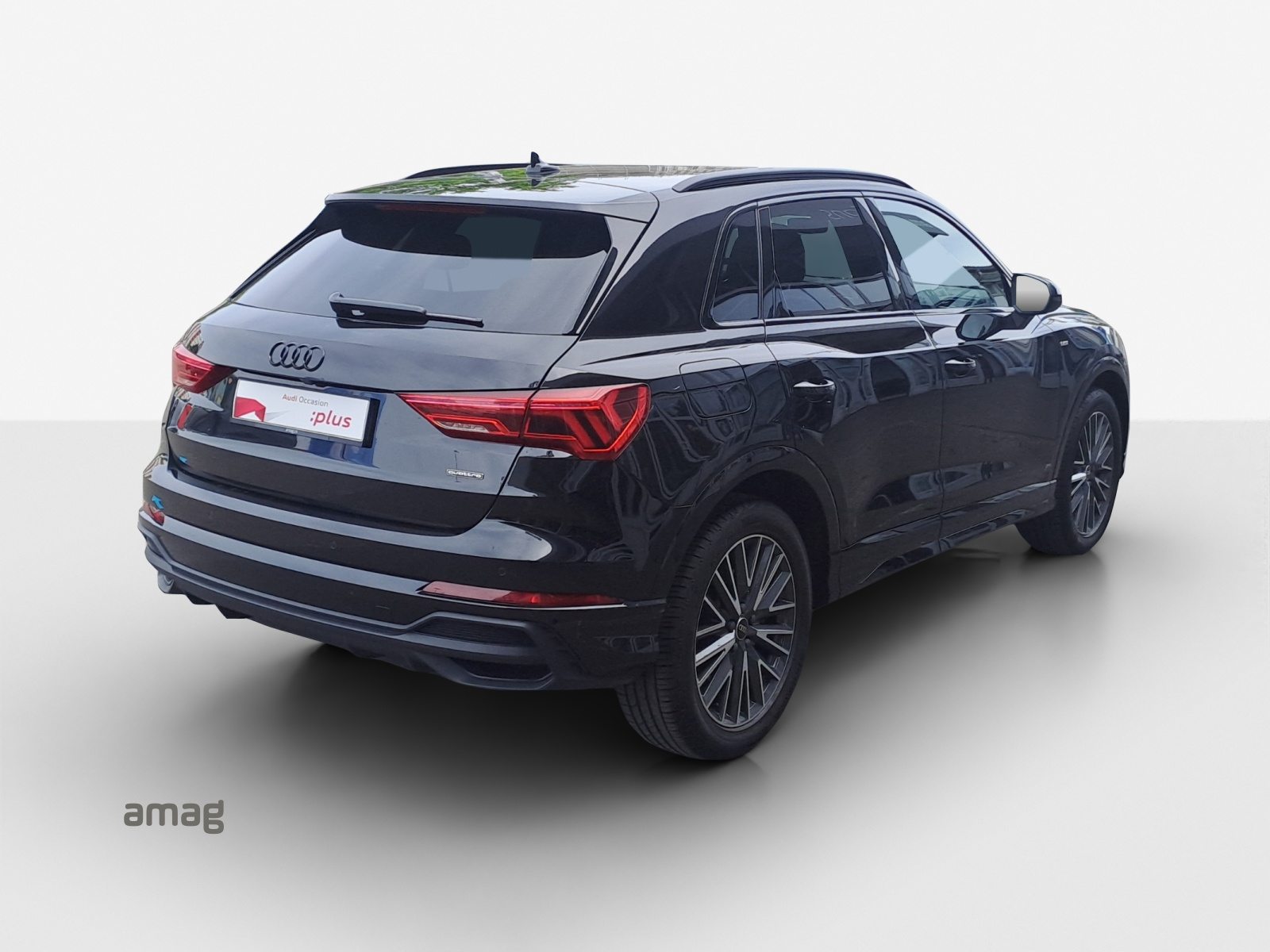 AUDI Q3 40 TFSI S line, Benzin, Occasion / Gebraucht, Automatik - 5