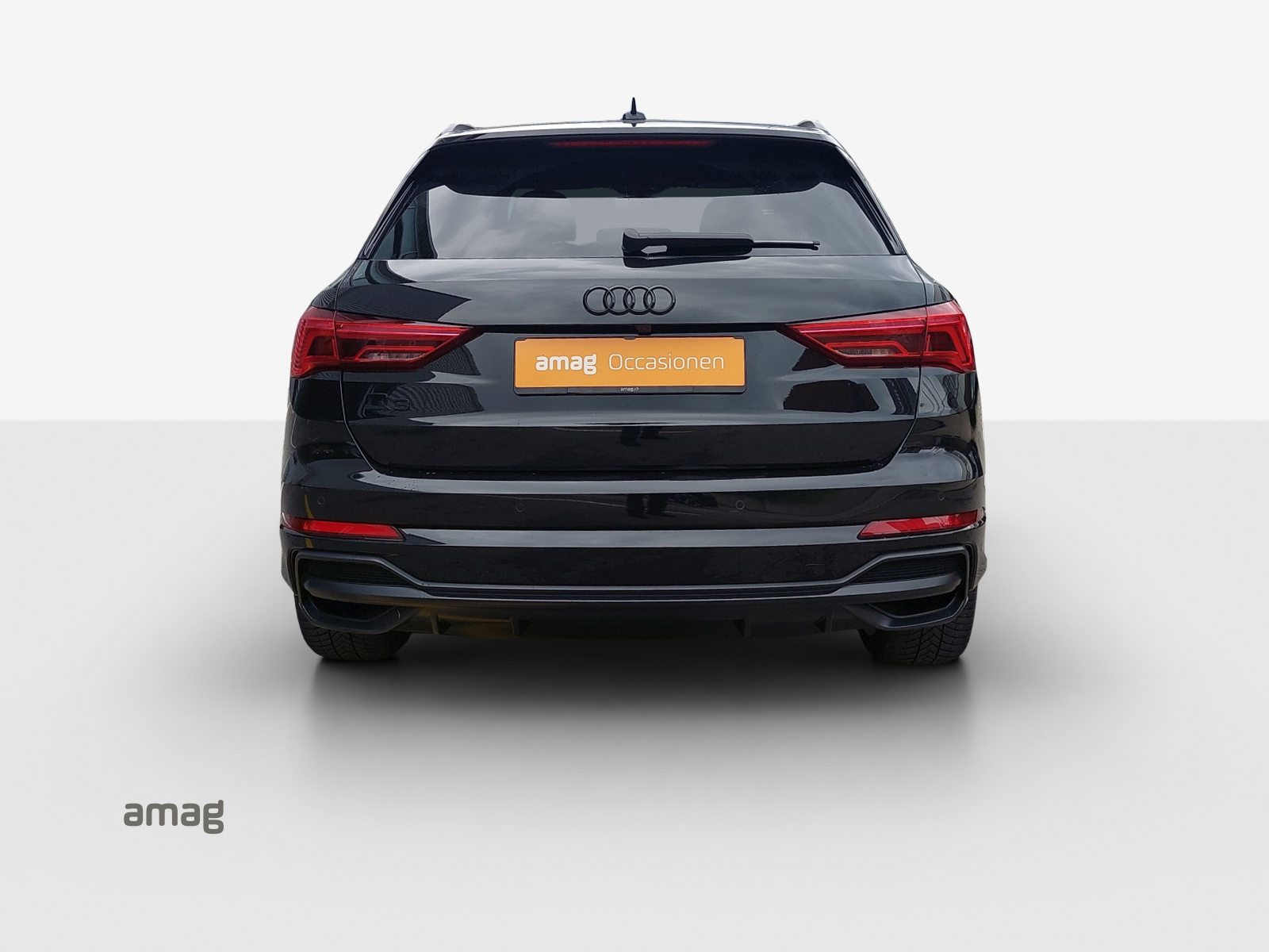 AUDI Q3 45 TFSI e S line Attraction, Full-Hybrid Petrol/Electric, Second hand / Used, Automatic - 5