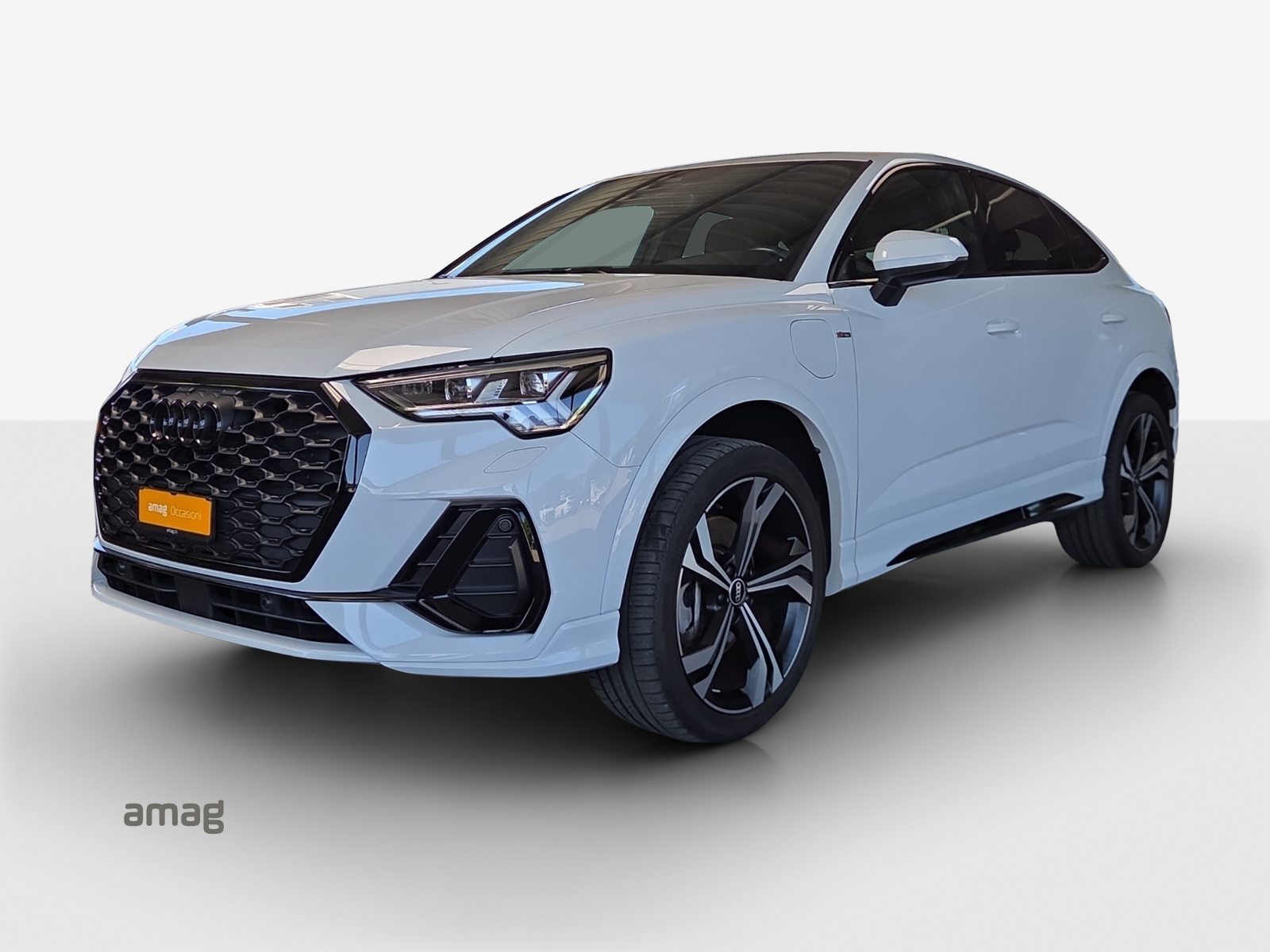 AUDI Q3 Sportback 45 TFSI e S line Attraction