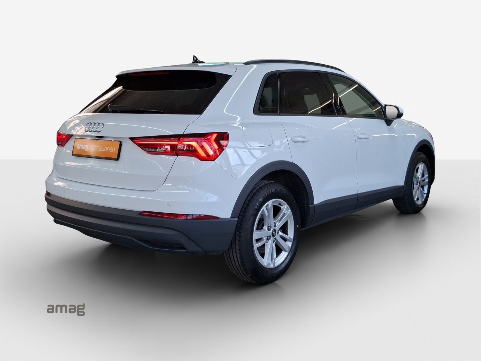 AUDI Q3 35 TFSI Attraction, Essence, Occasion / Utilisé, Automatique - 5
