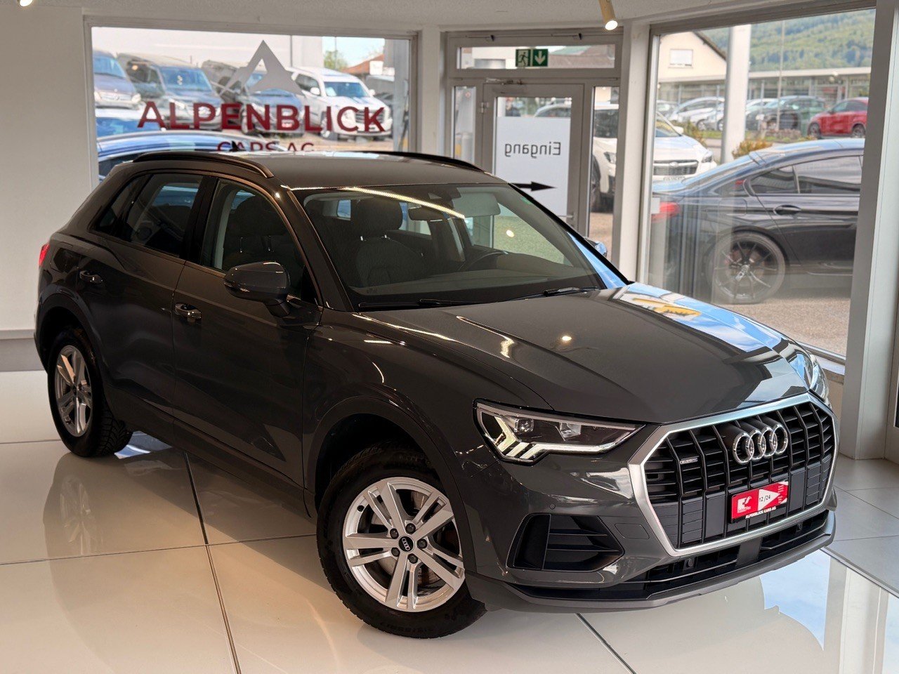 AUDI Q3 40 TDI quattro S-tronic, Diesel, Occasion / Gebraucht, Automatik - 2