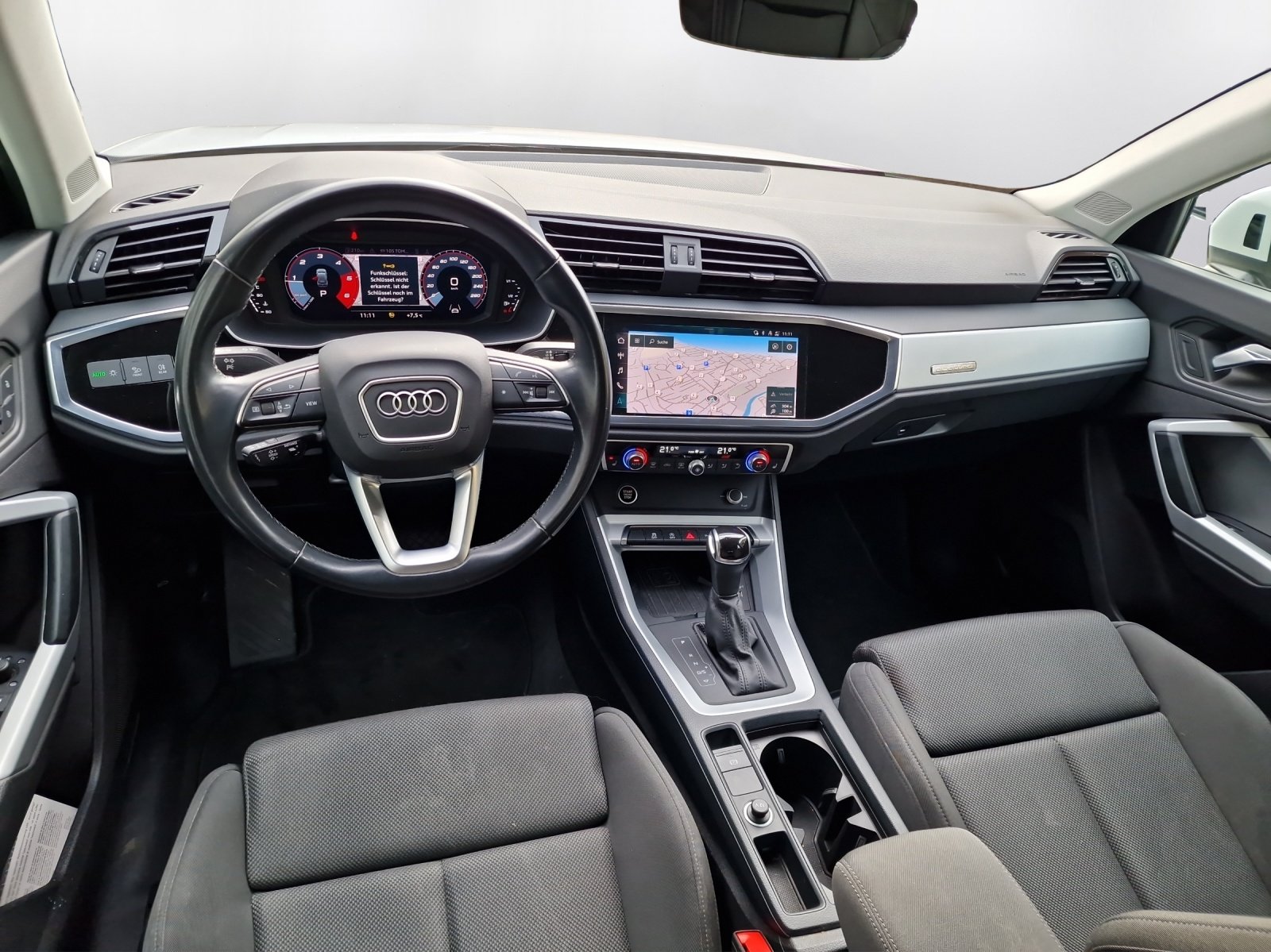 AUDI Q3 35 TDI Attraction quattro S-tronic, Diesel, Occasioni / Usate, Automatico - 7