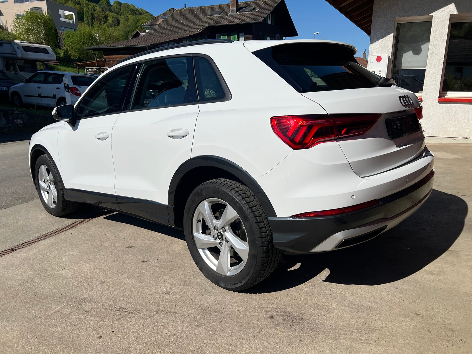 AUDI Q3 40 TDI advanced quattro S-tronic, Diesel, Second hand / Used, Automatic - 4