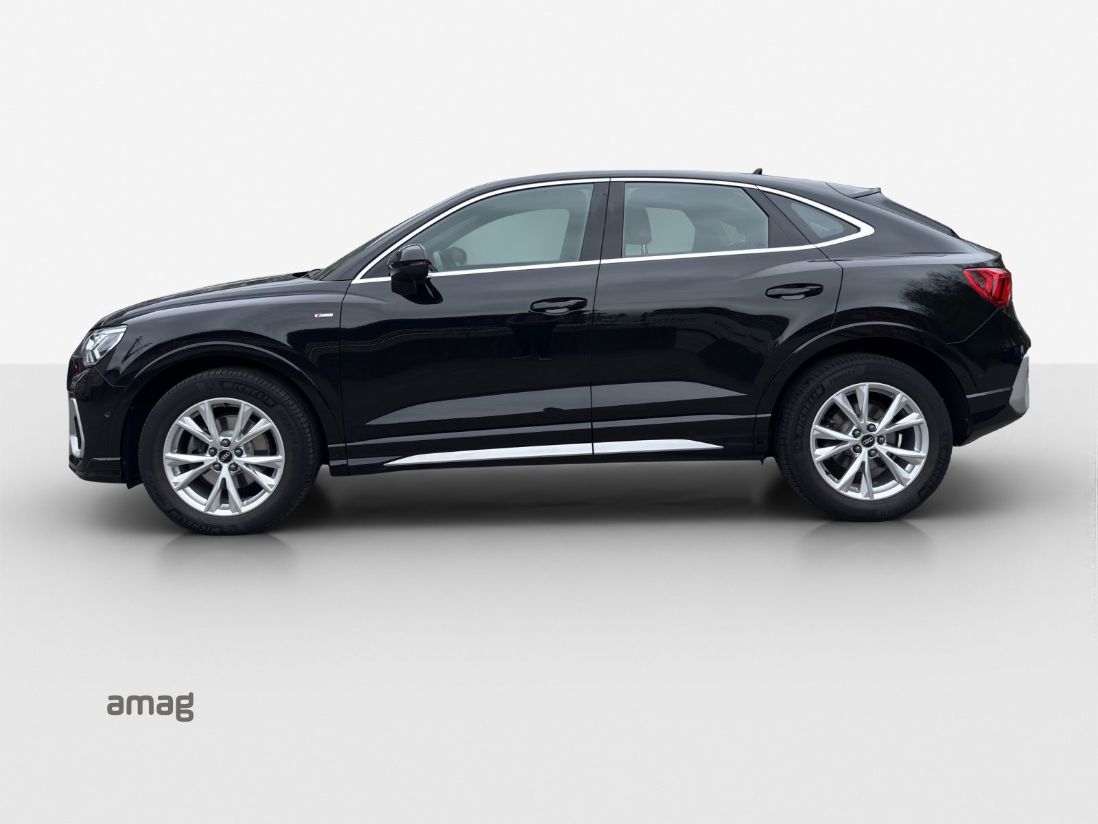 AUDI Q3 Sportback 35 TDI S line Attraction, Diesel, Occasion / Utilisé, Automatique - 2