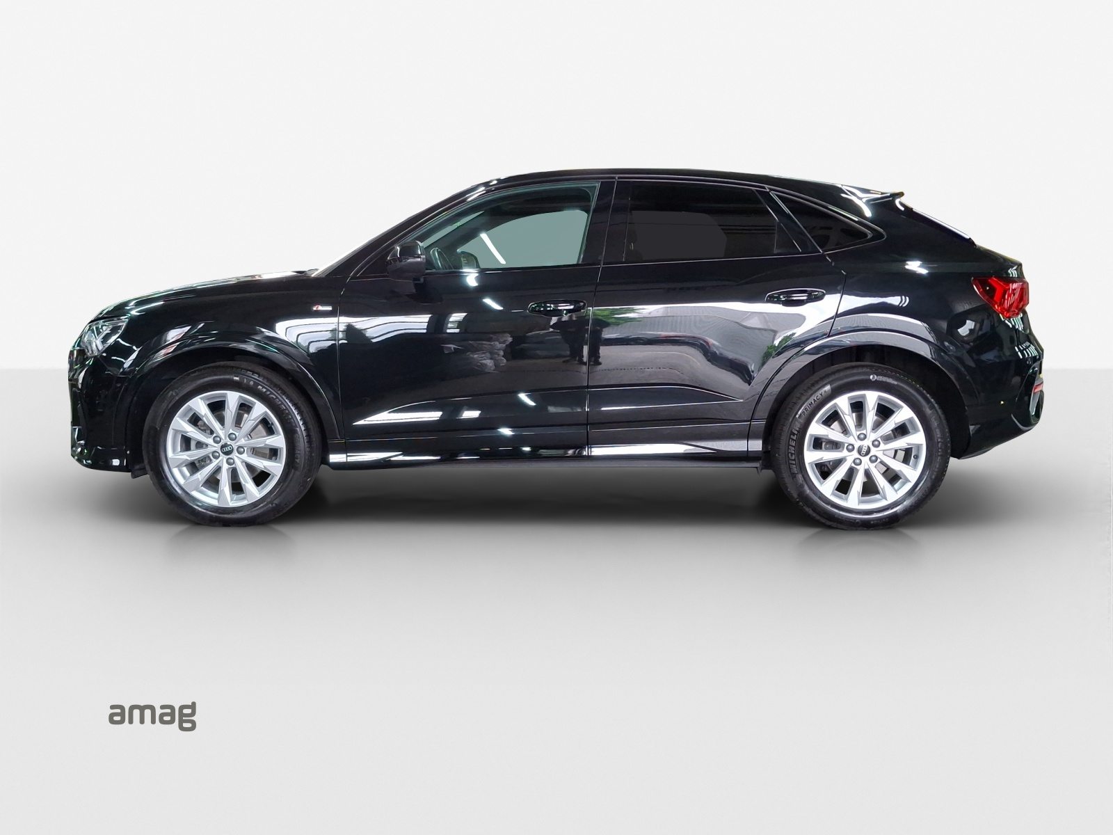 AUDI Q3 Sportback 35 TFSI S line, Benzin, Occasion / Gebraucht, Automatik - 2