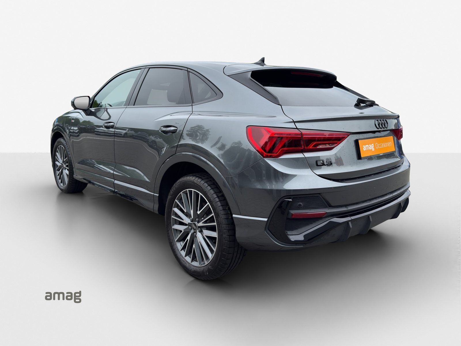 AUDI Q3 Sportback 45 TFSI e S line, Hybride Intégral Essence/Électricité, Occasion / Utilisé, Automatique - 3