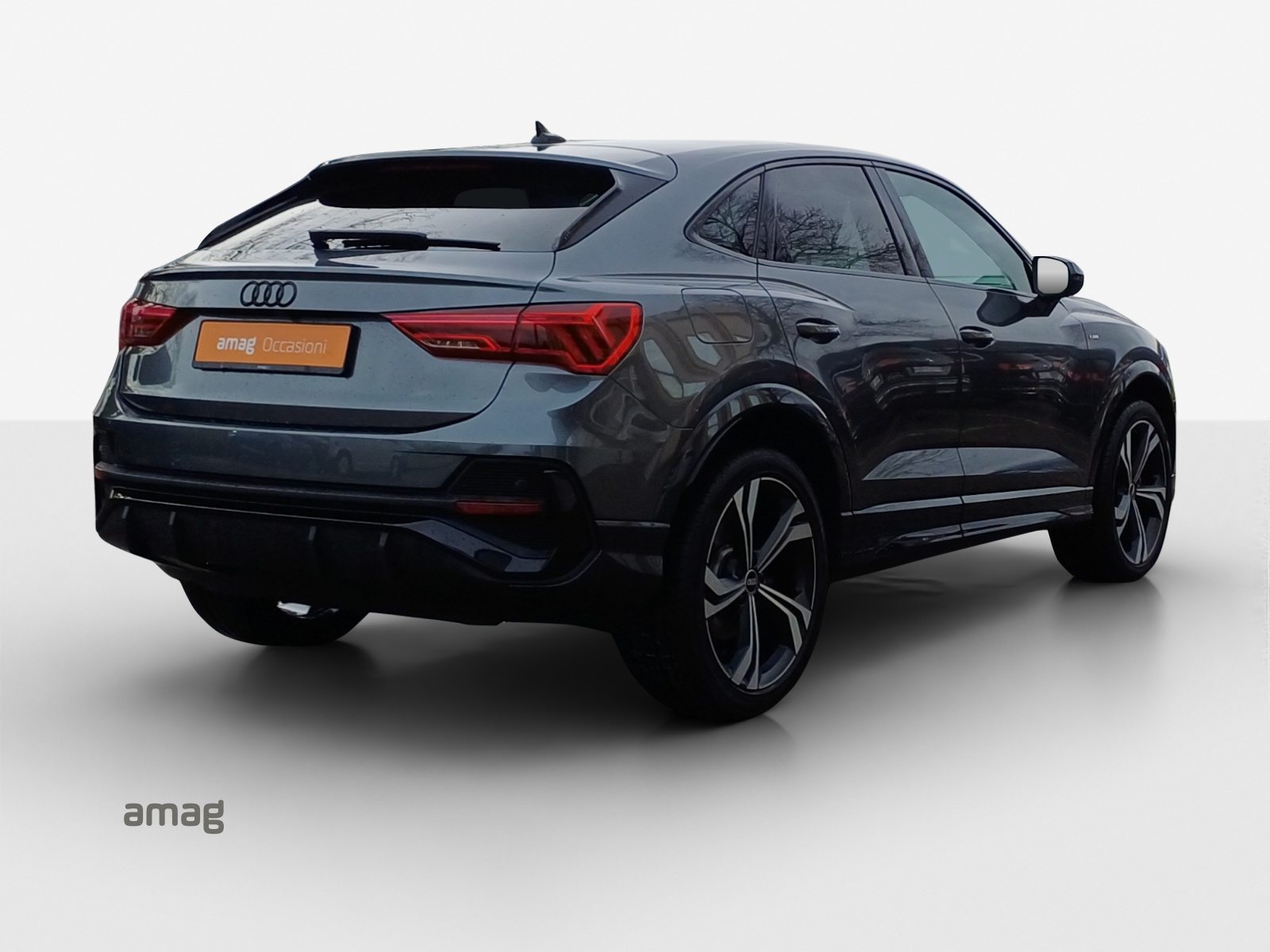 AUDI Q3 Sportback 45 TFSI e S line Attraction, Voll-Hybrid Benzin/Elektro, Occasion / Gebraucht, Automatik - 6