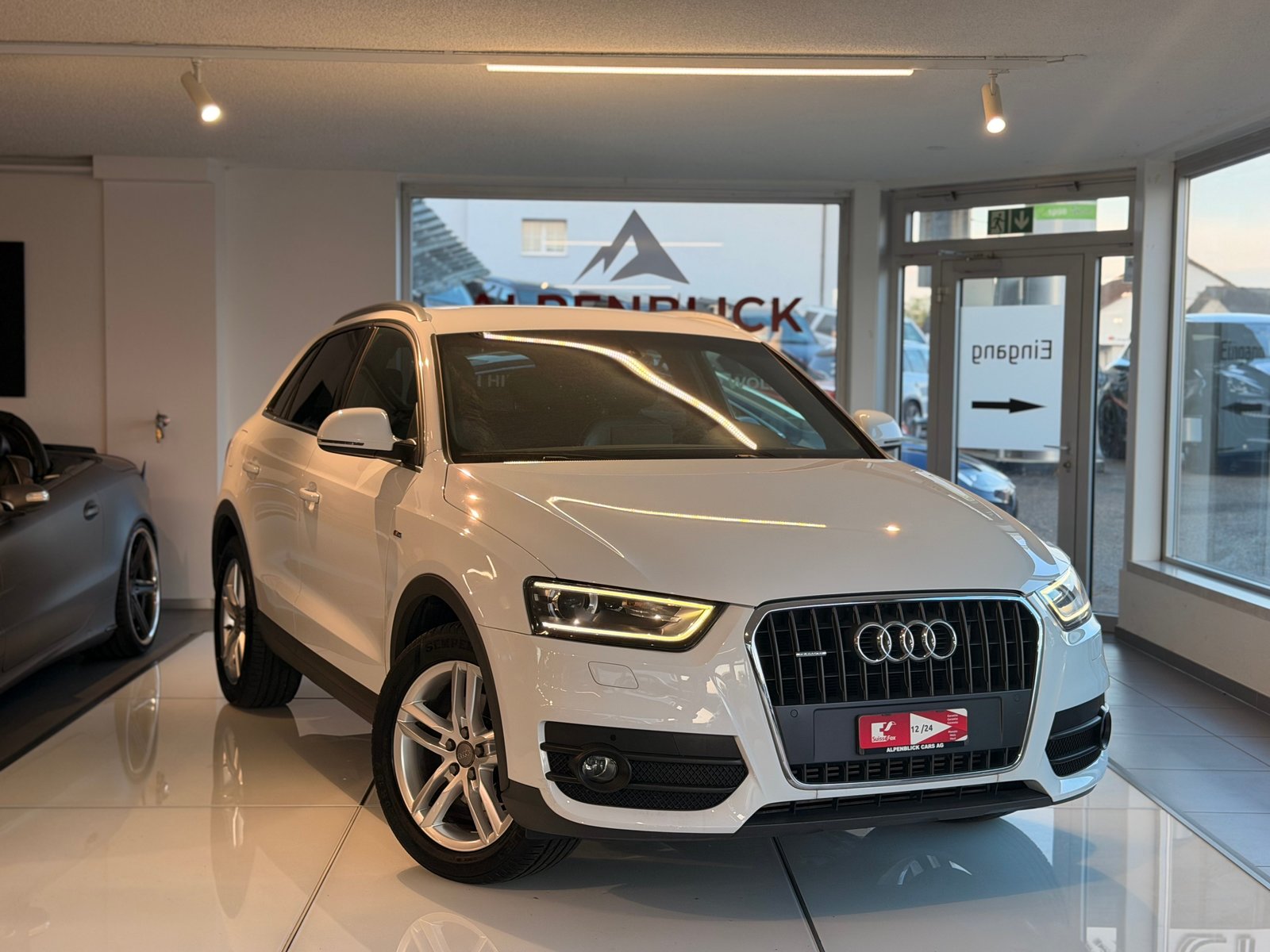 AUDI Q3 2.0 TFSI quattro S-tronic, Petrol, Second hand / Used, Automatic - 3